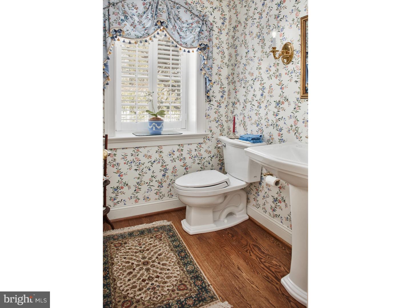 THE WOODS - Residential