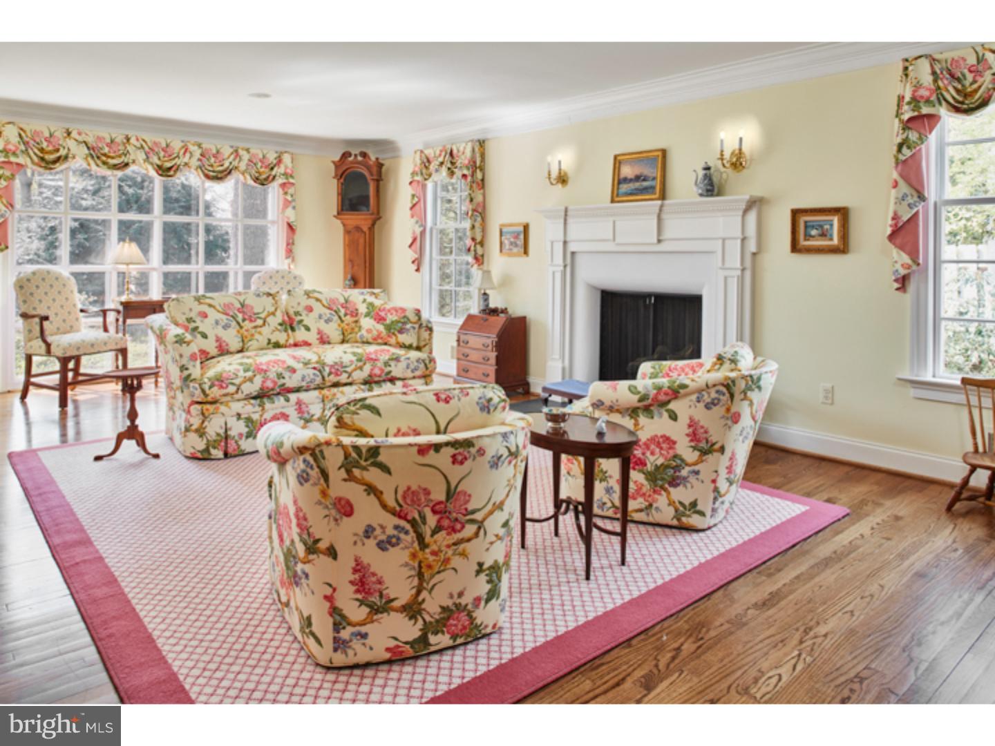 THE WOODS - Residential