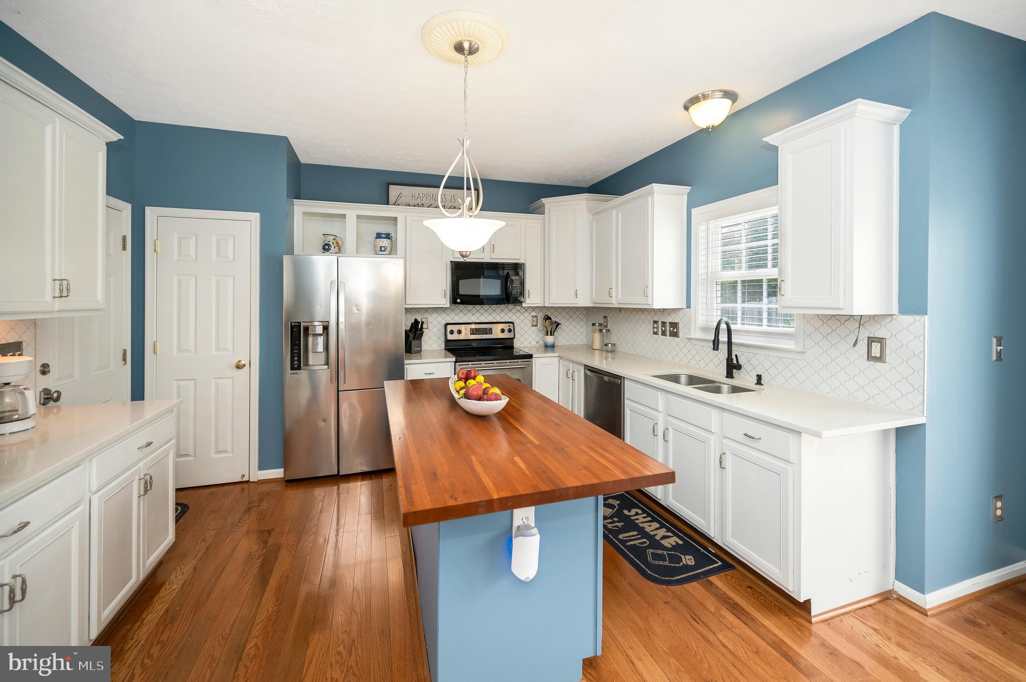 WILDERNESS SHORES - Residential