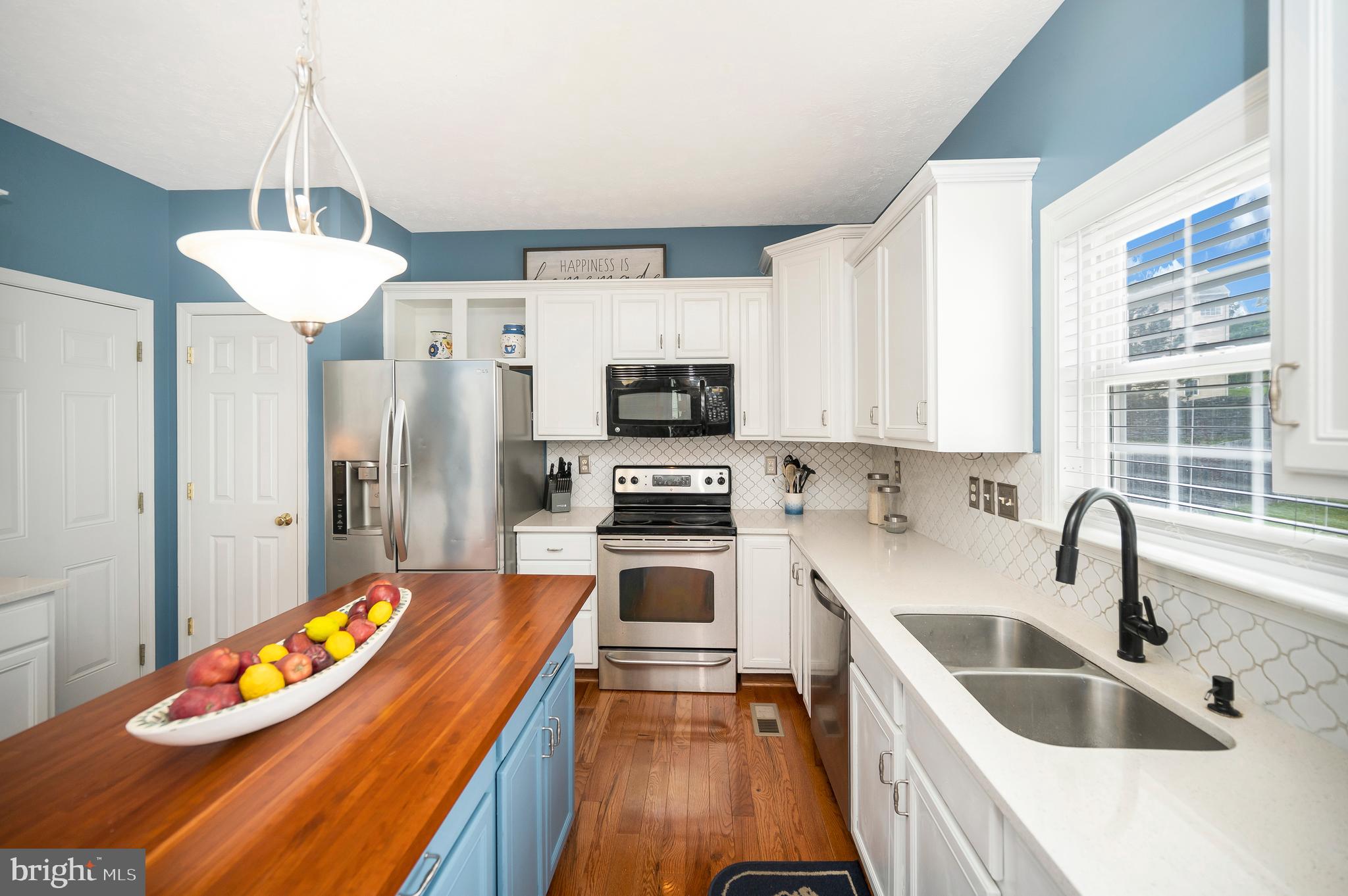 WILDERNESS SHORES - Residential