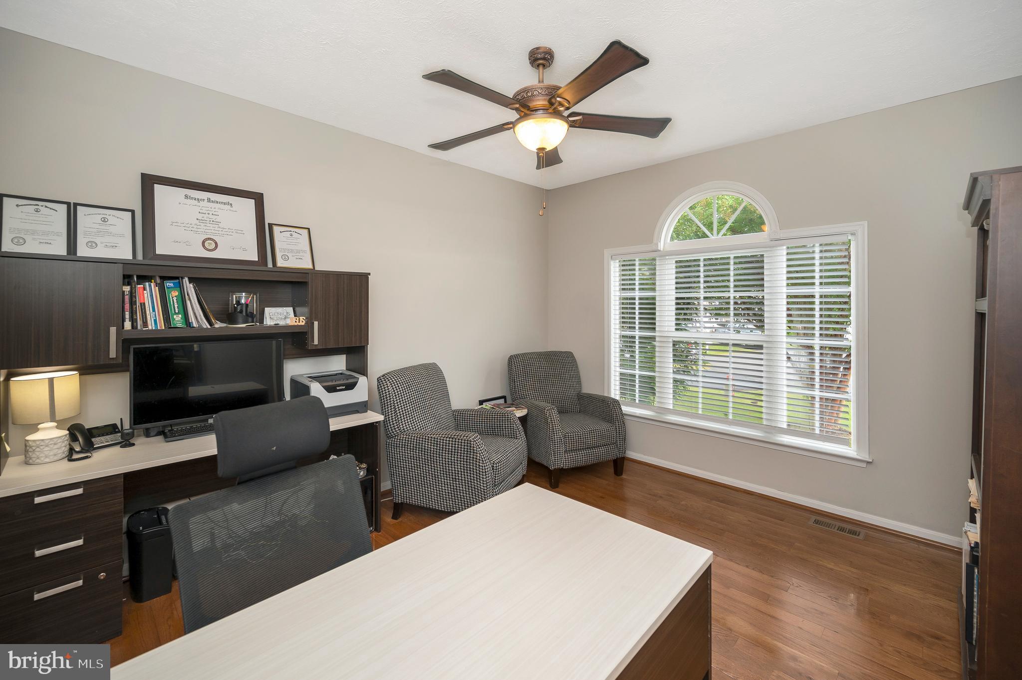 WILDERNESS SHORES - Residential