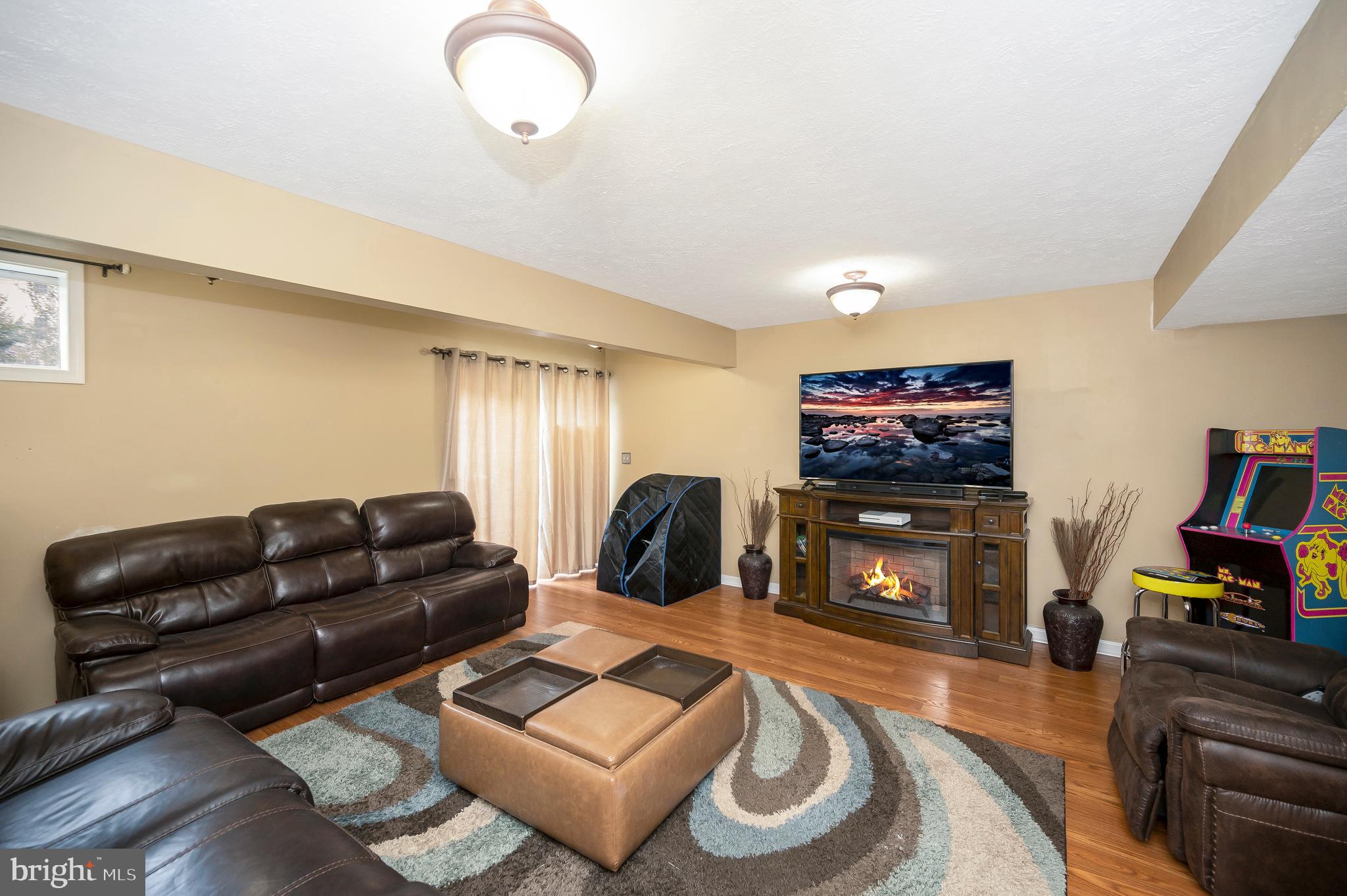 WILDERNESS SHORES - Residential