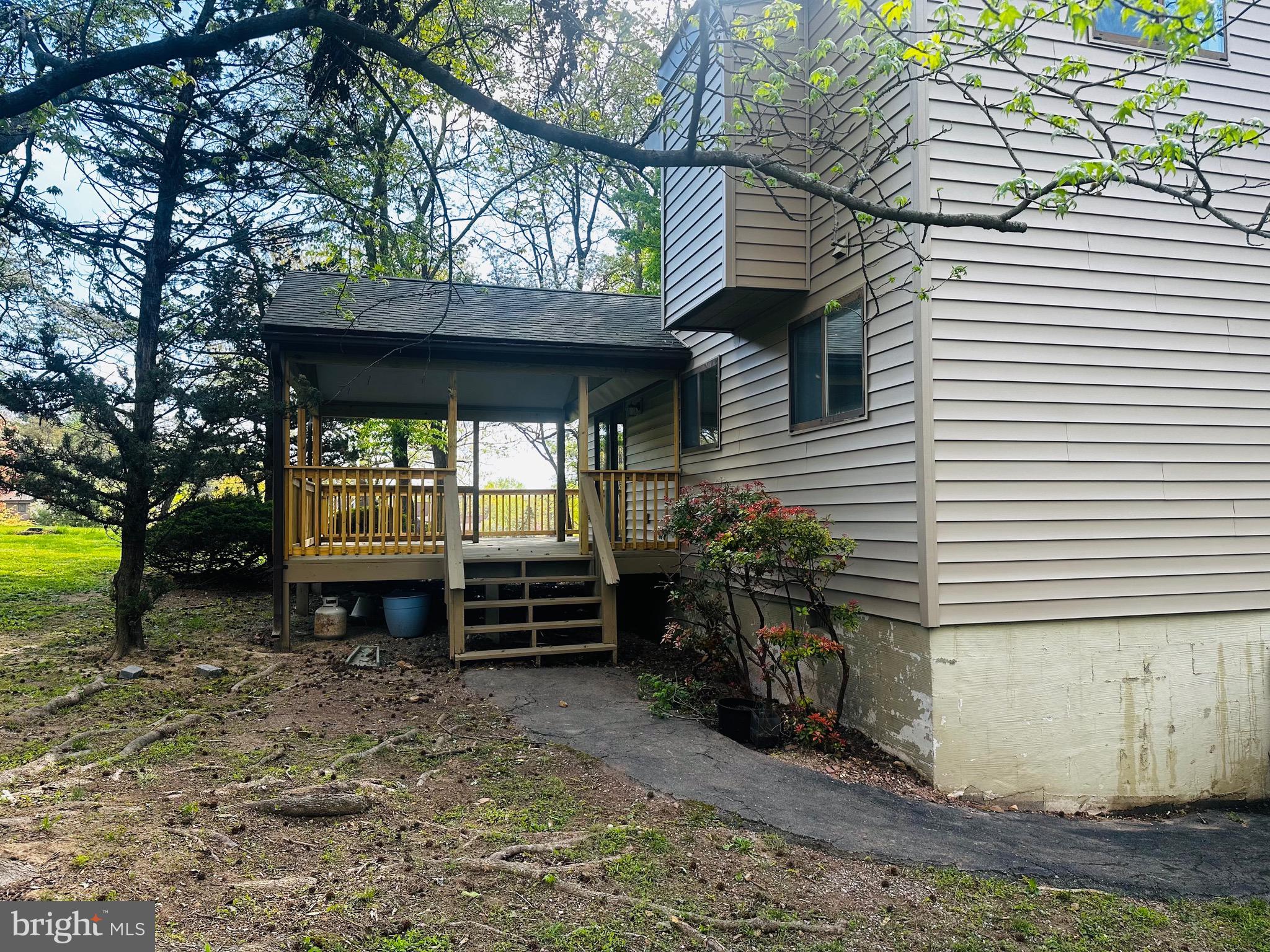 THE WOODS - Residential