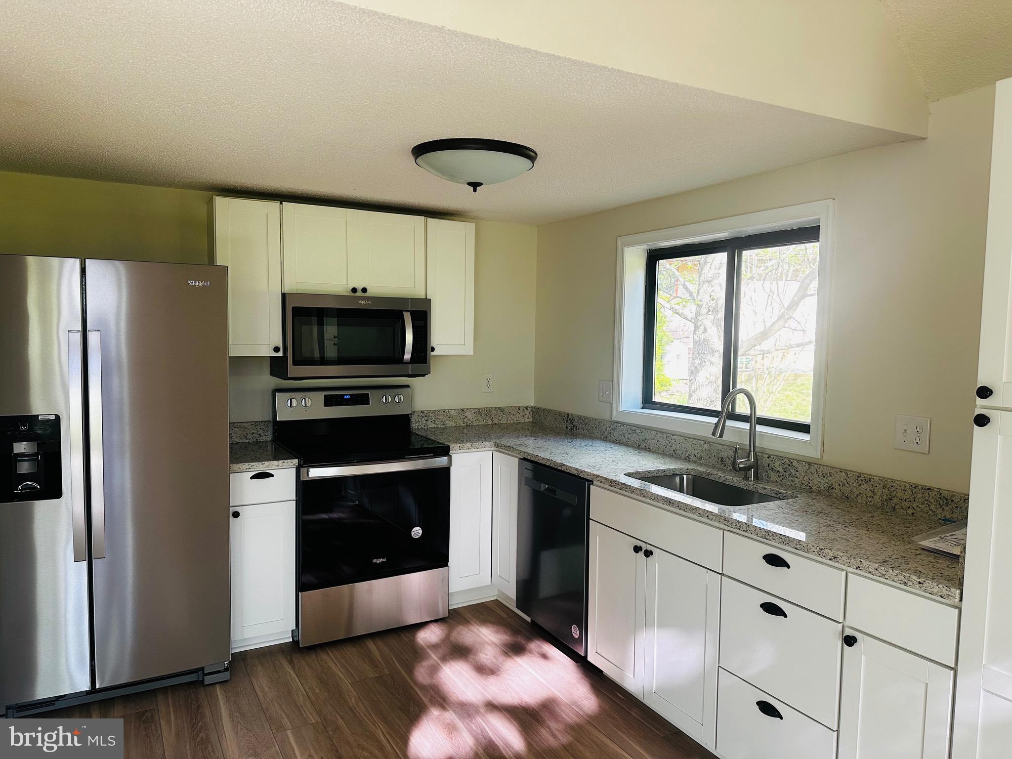 THE WOODS - Residential