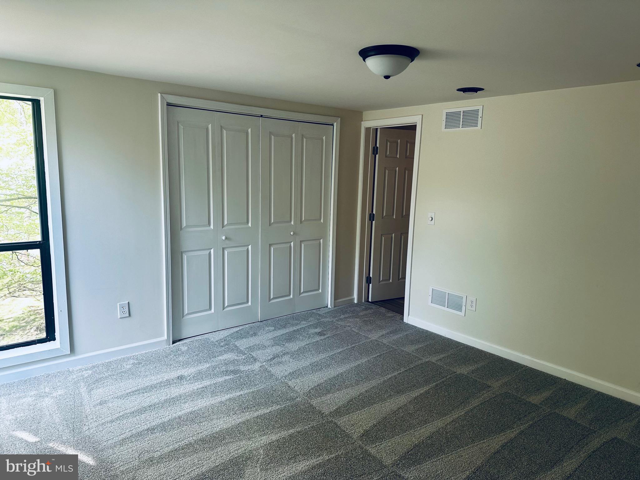 THE WOODS - Residential