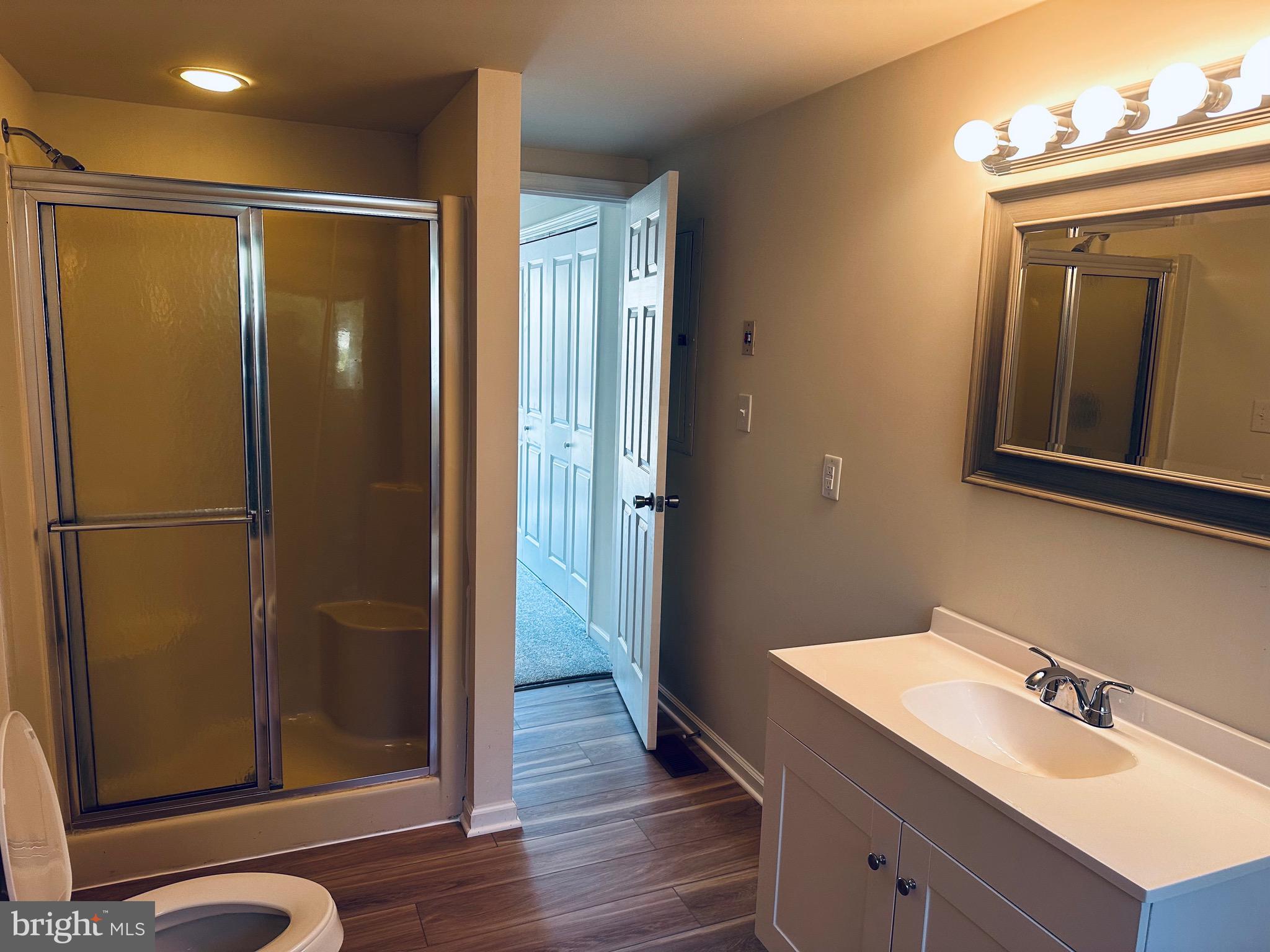 THE WOODS - Residential