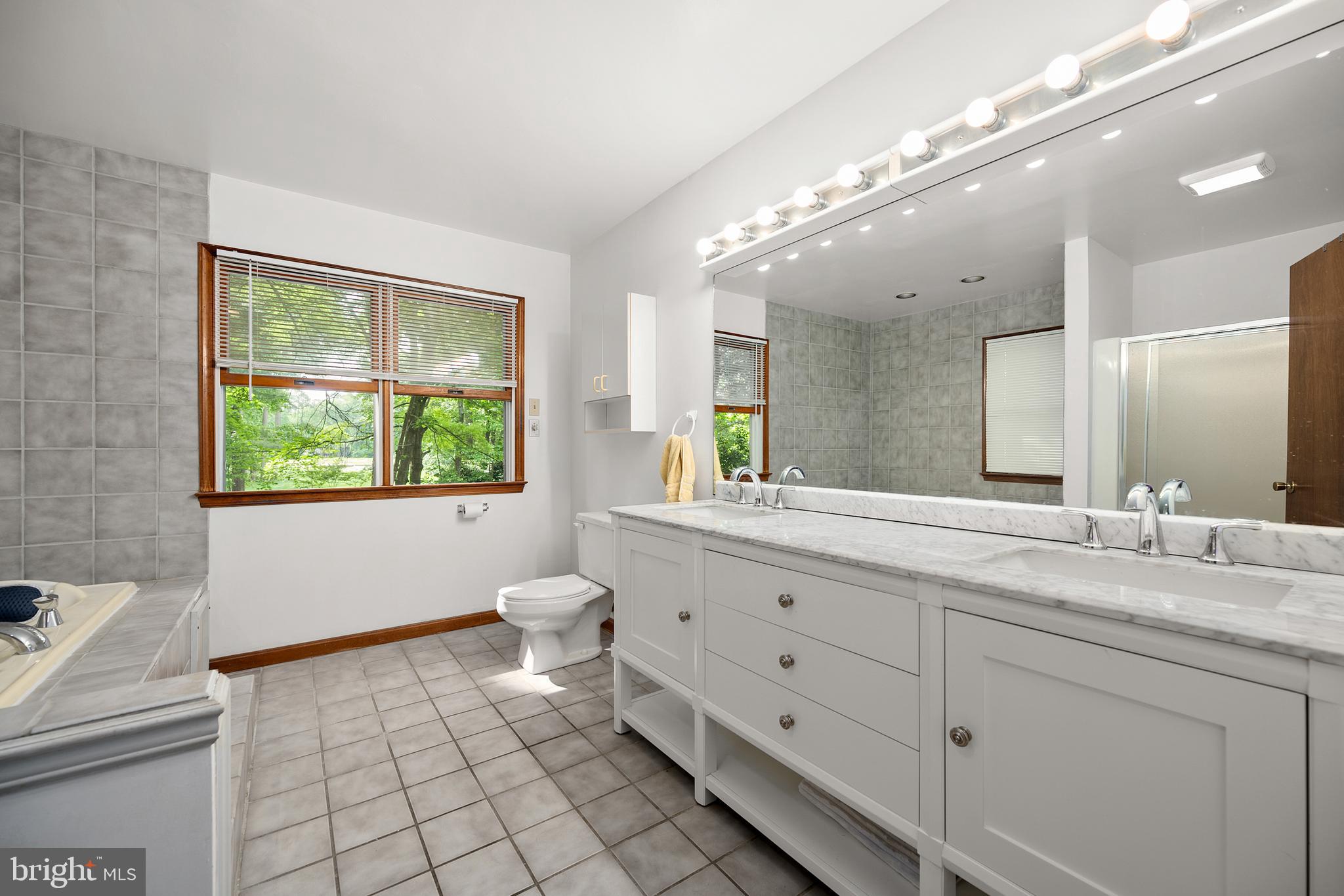 OCEAN PINES - BAY COLONY - Residential