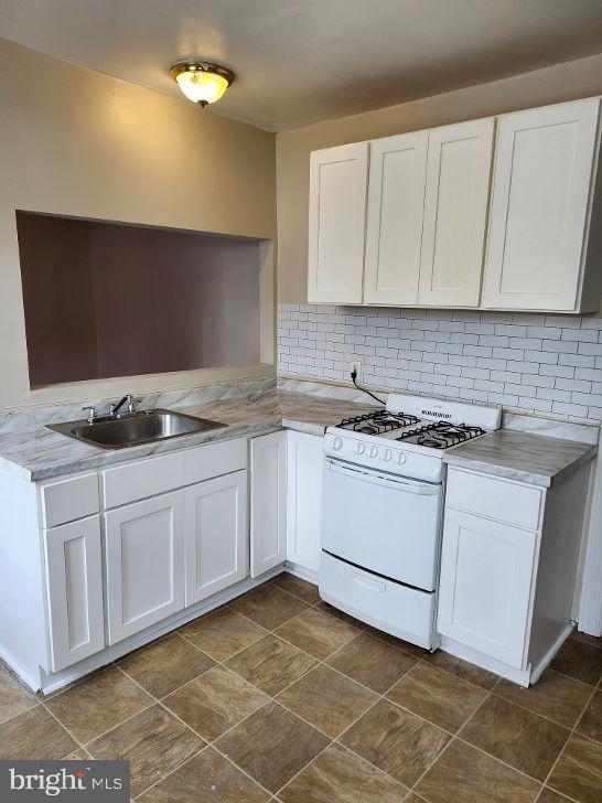 124 MOUNT HOLLY AVENUE