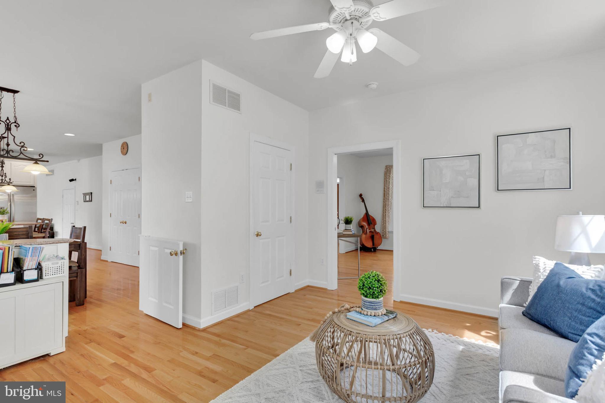 SPRING HOLLOW ESTATES - Residential