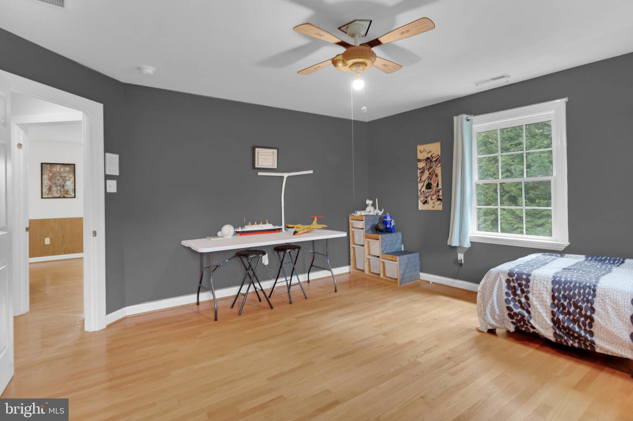 SPRING HOLLOW ESTATES - Residential