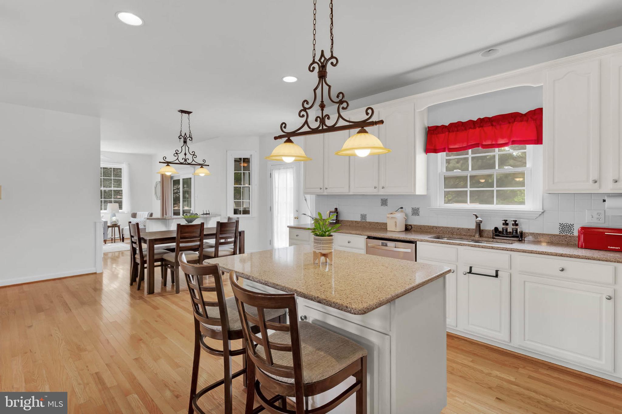 SPRING HOLLOW ESTATES - Residential