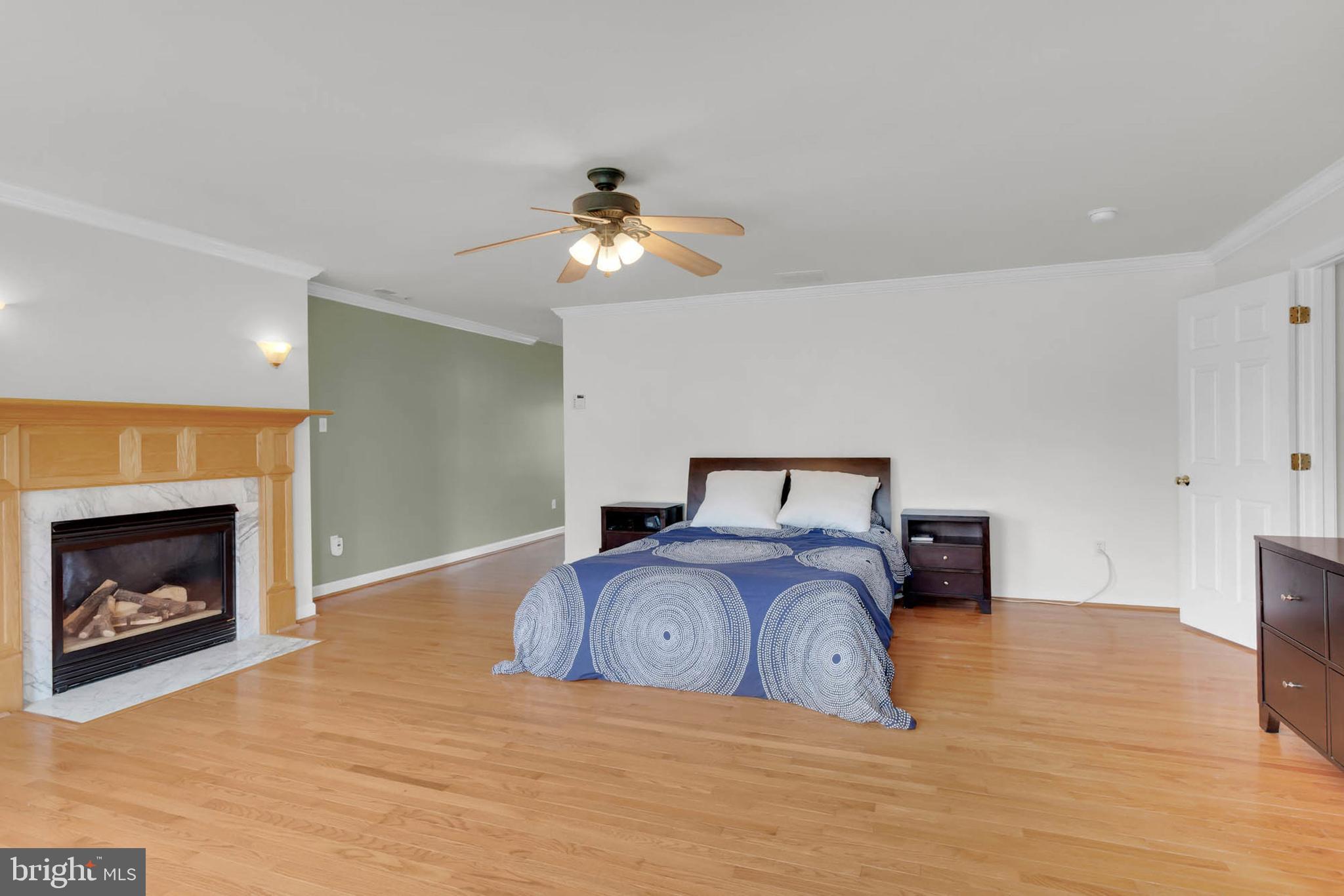 SPRING HOLLOW ESTATES - Residential