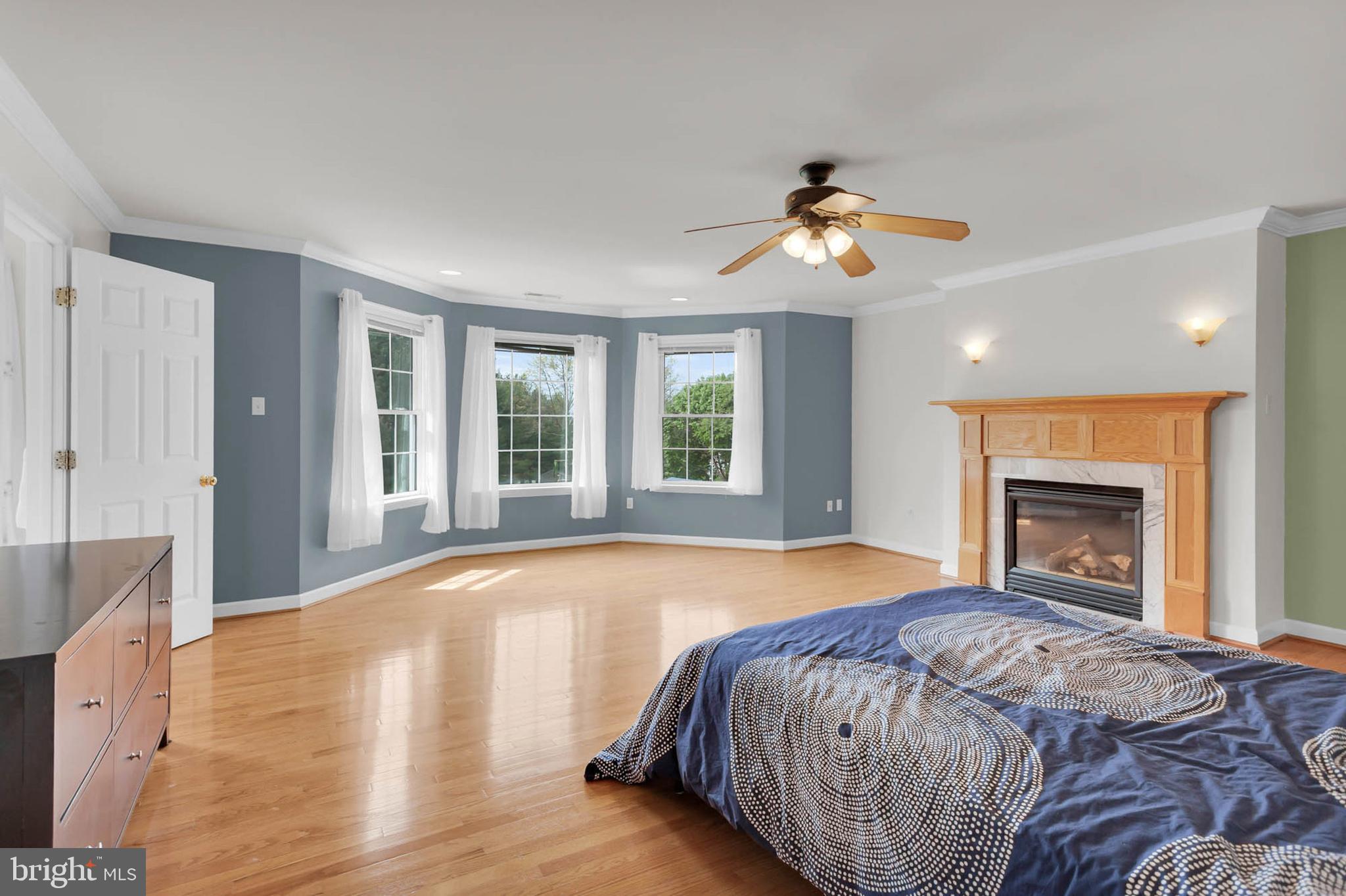 SPRING HOLLOW ESTATES - Residential