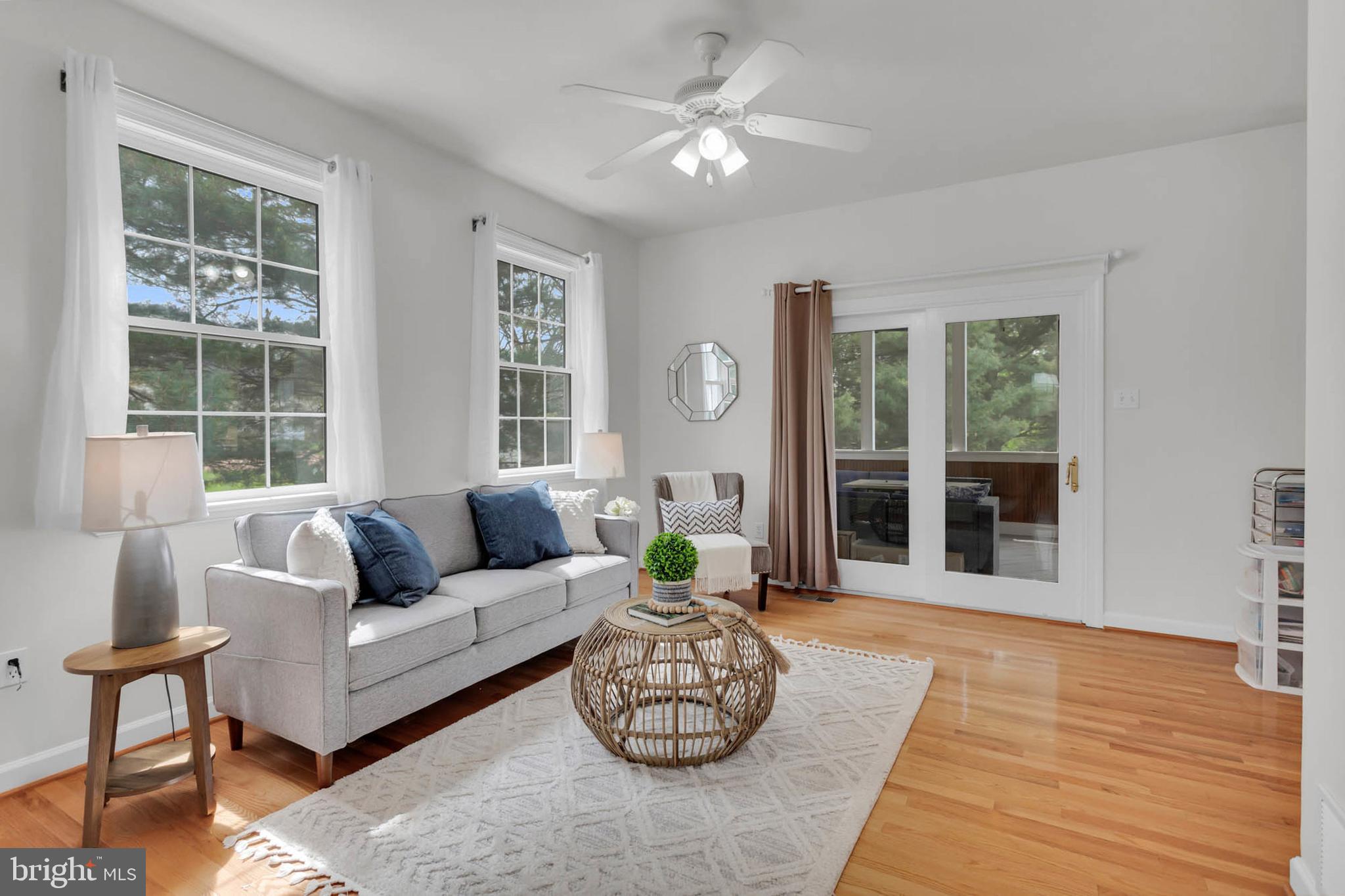 SPRING HOLLOW ESTATES - Residential