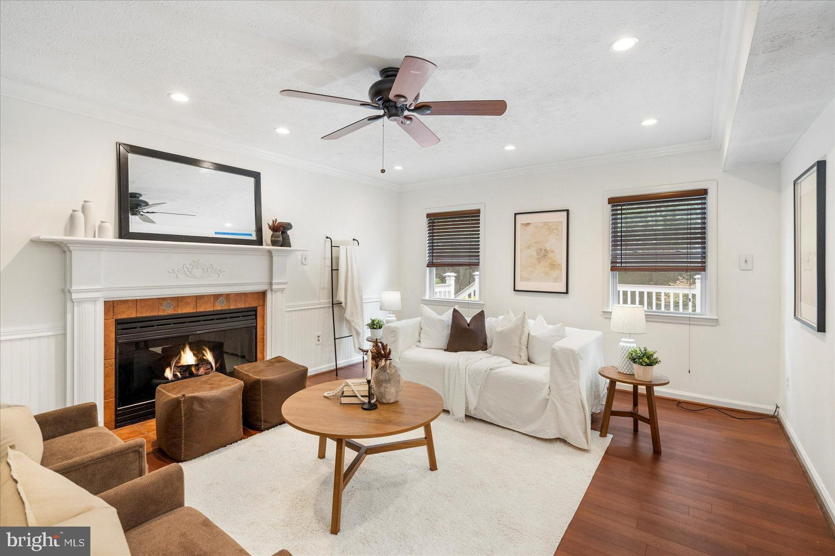 1697 KING RICHARD ROAD