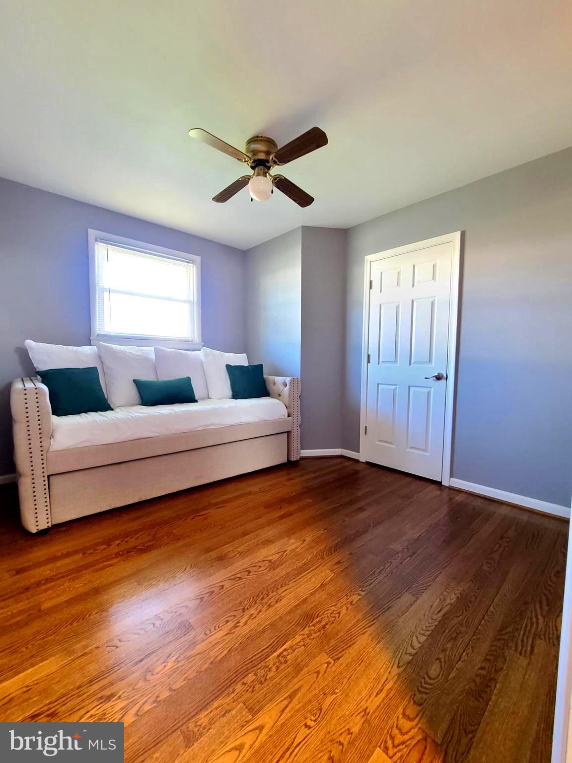 TEMPLE HILLS PARK - Residential