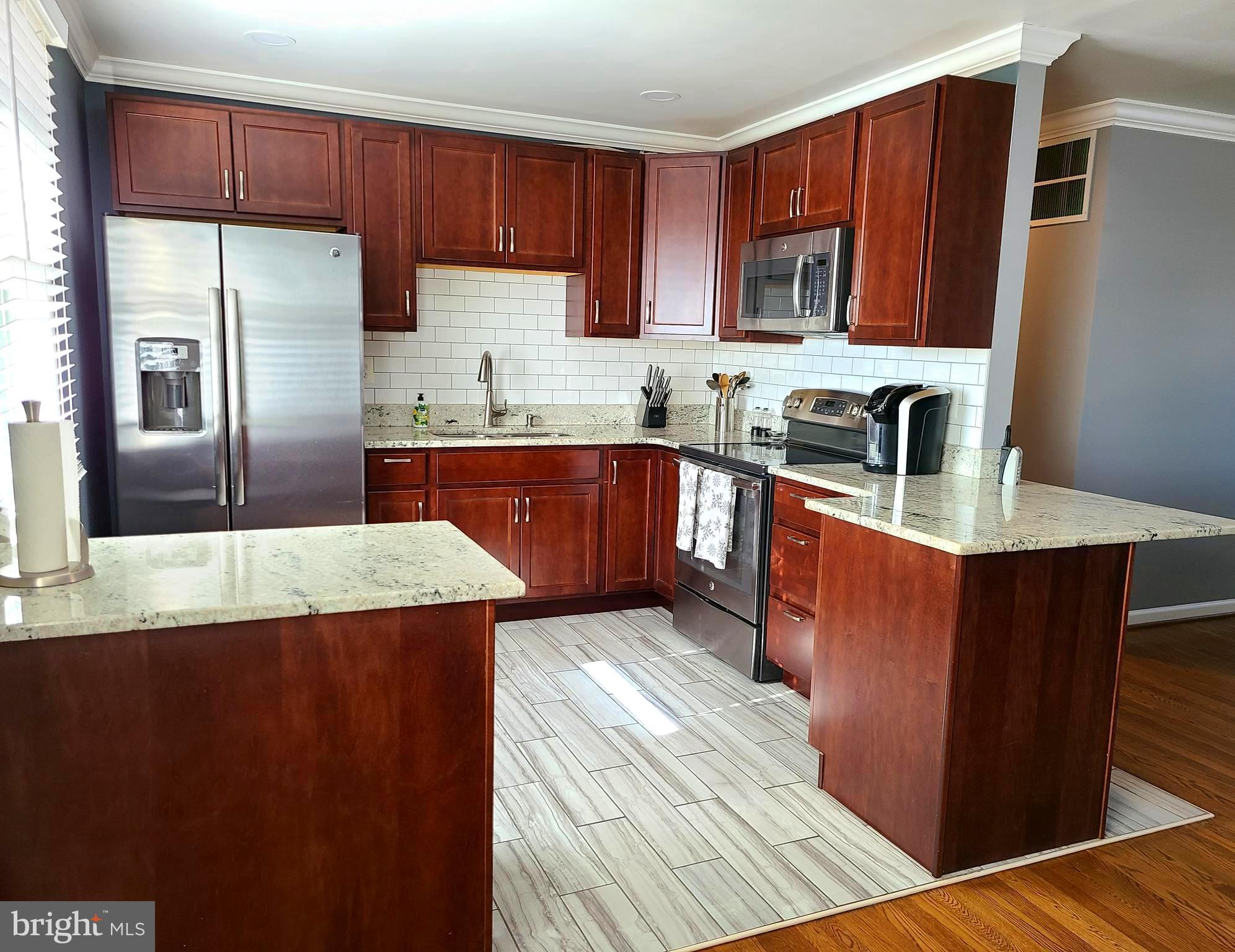 TEMPLE HILLS PARK - Residential