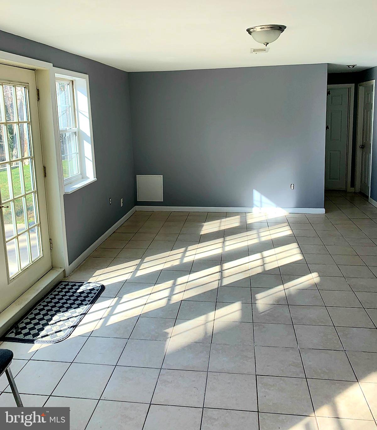 TEMPLE HILLS PARK - Residential