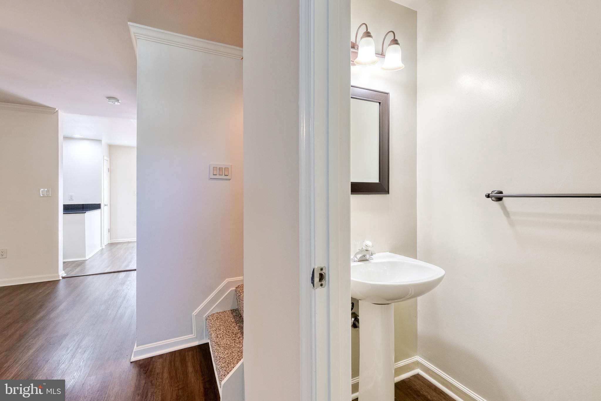 OWINGS MILLS - Residential