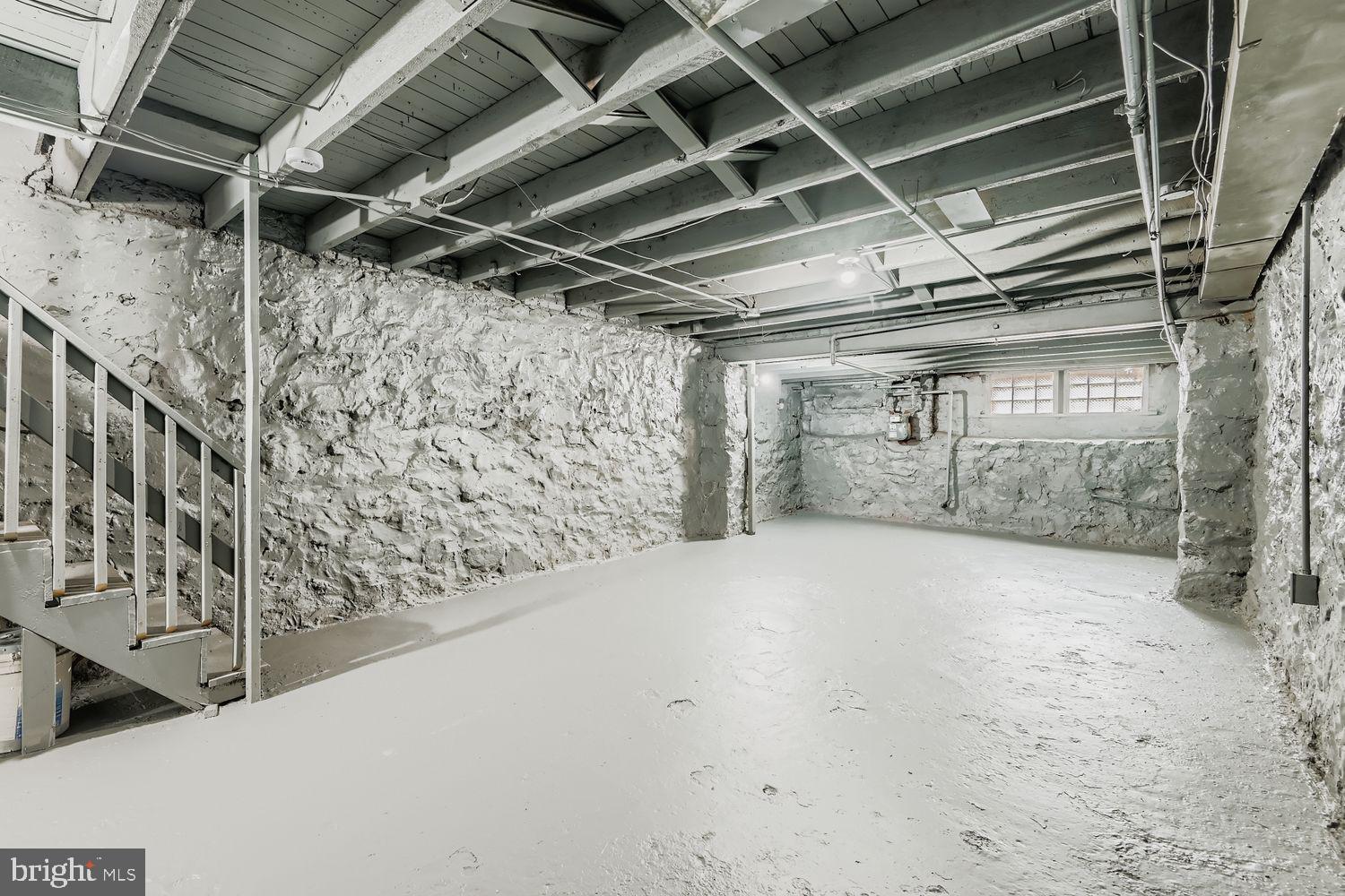 WOODMERE - Residential