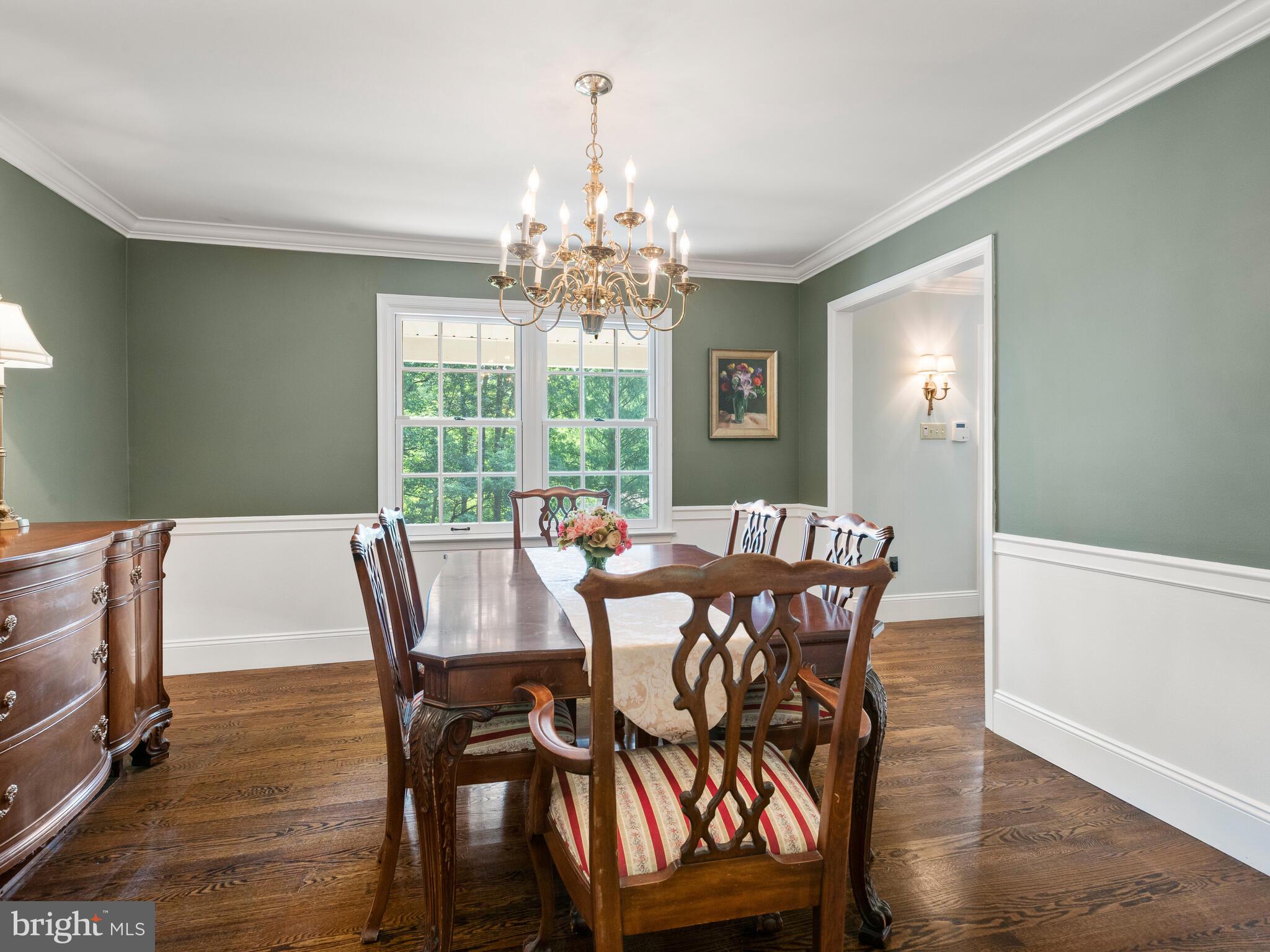 SPRING KNOLL - Residential