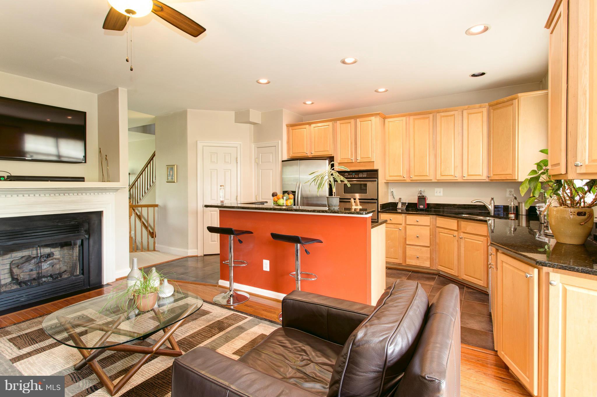 ASHBURN VILLAGE - Residential