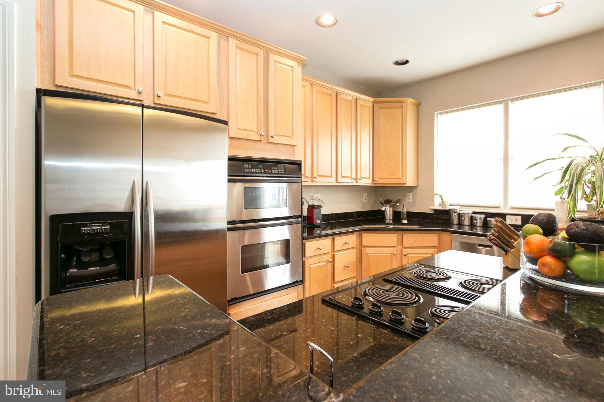 ASHBURN VILLAGE - Residential