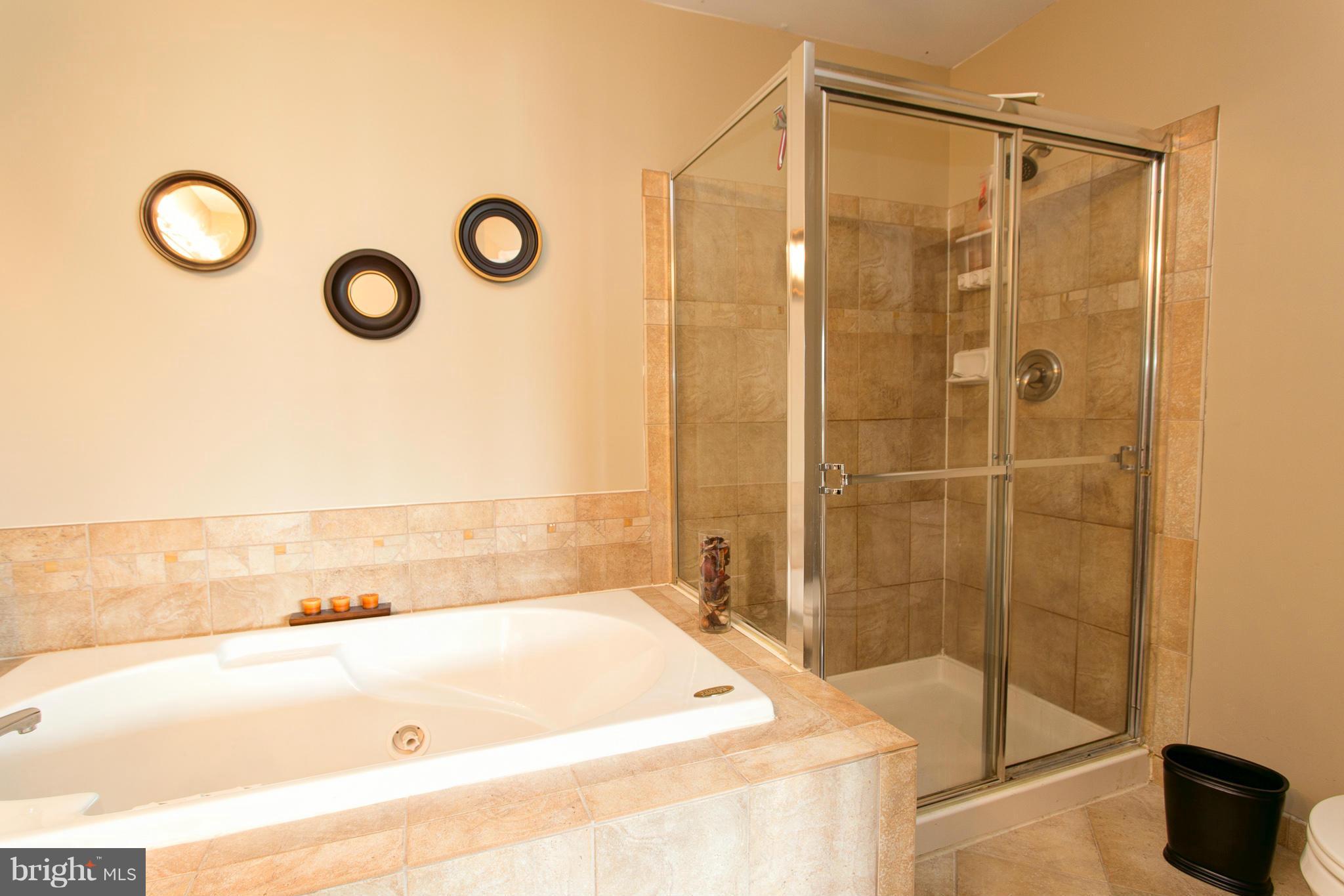 ASHBURN VILLAGE - Residential