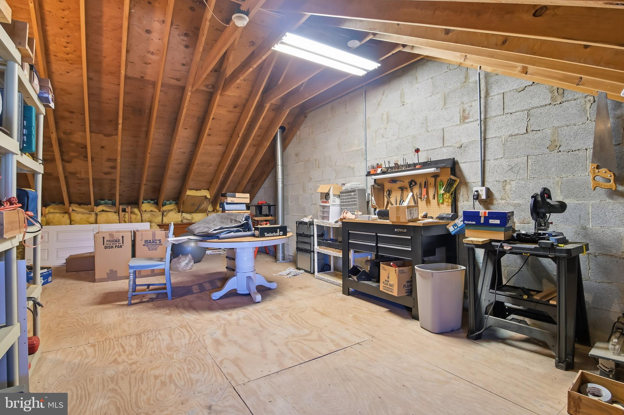 MEWS AT VALLEY FOR - Residential