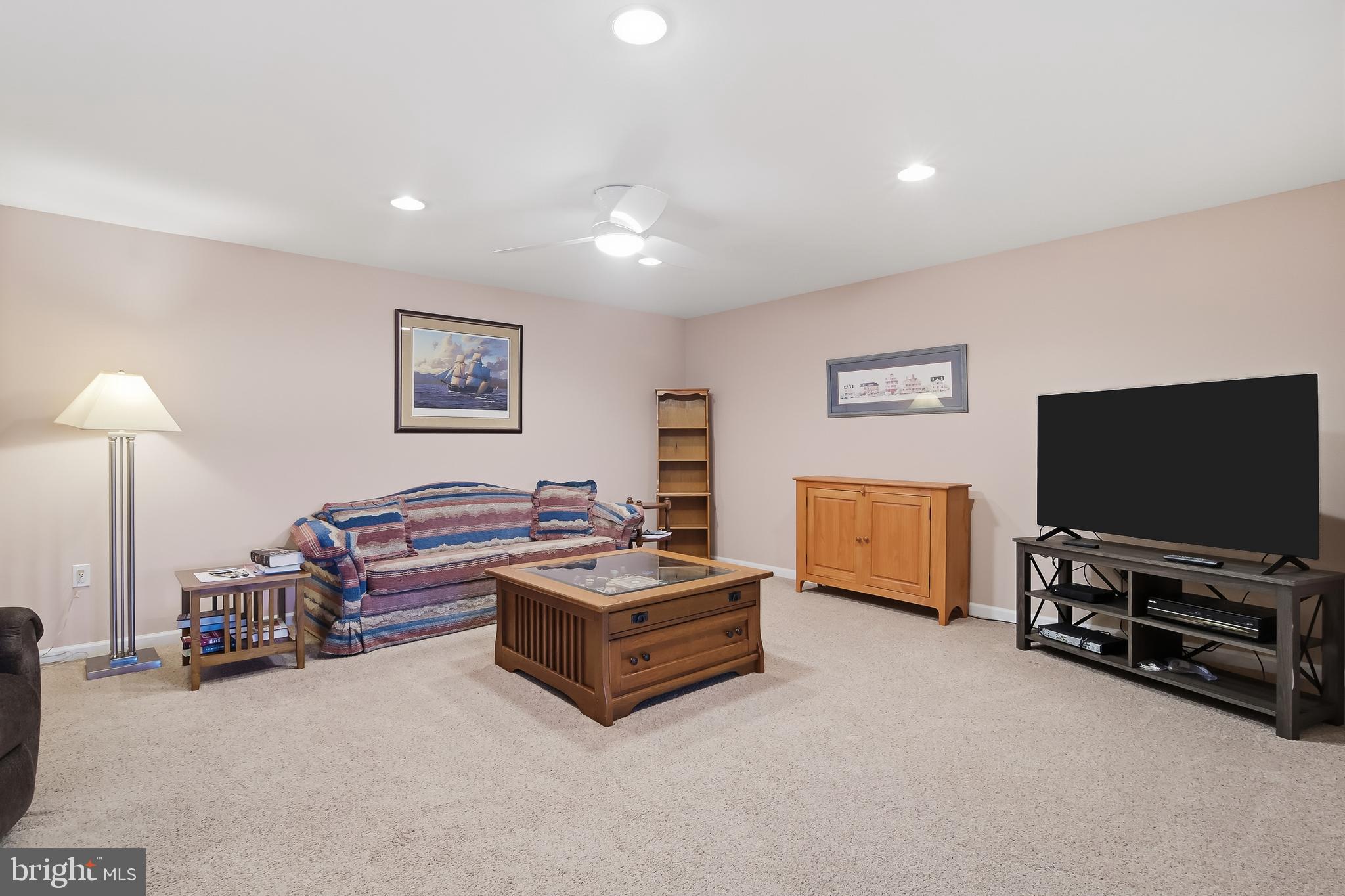 MEWS AT VALLEY FOR - Residential