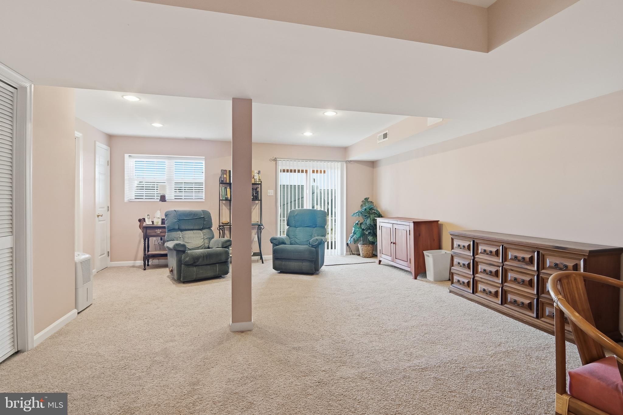 MEWS AT VALLEY FOR - Residential