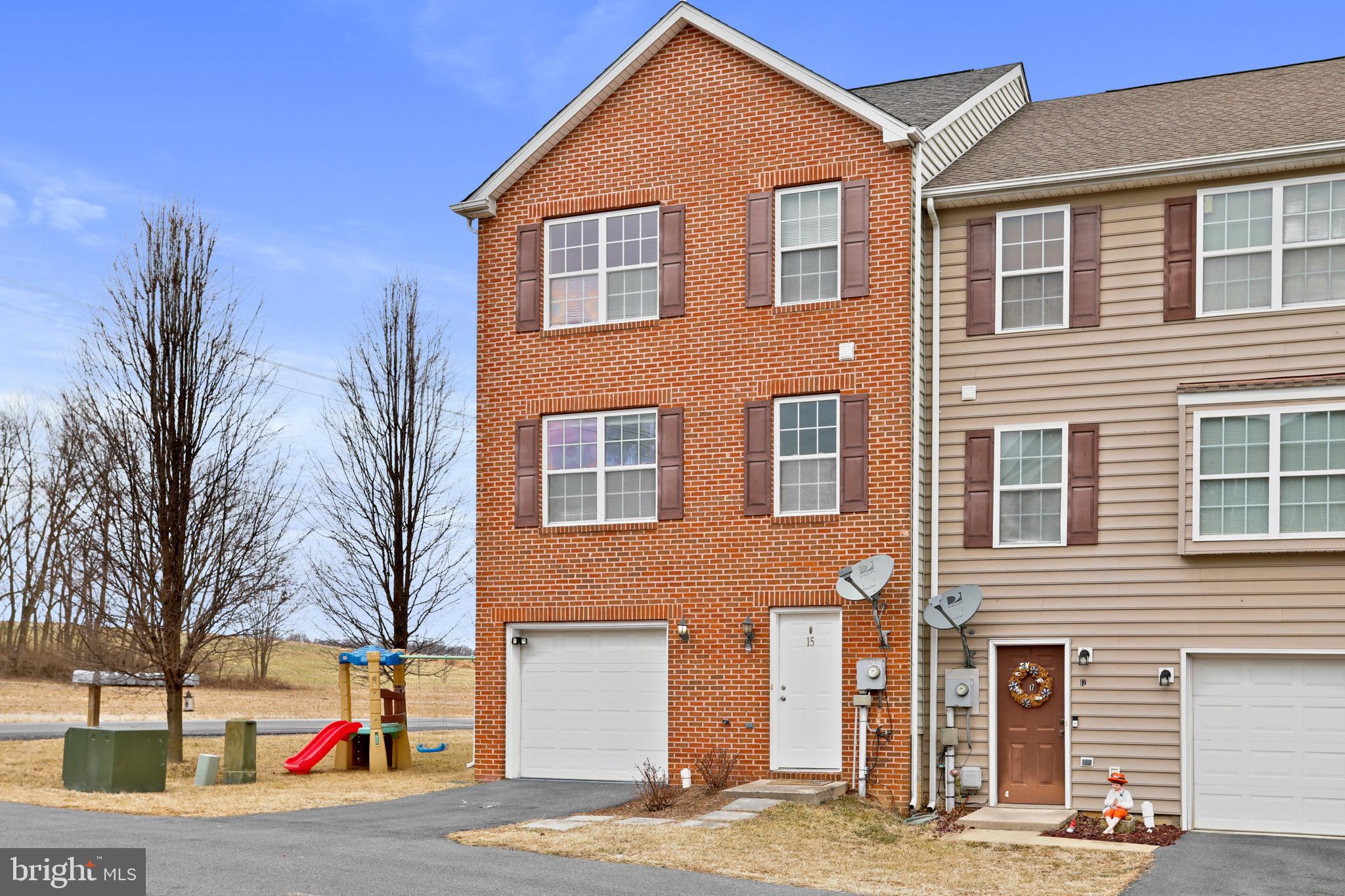 THE COVE - Residential