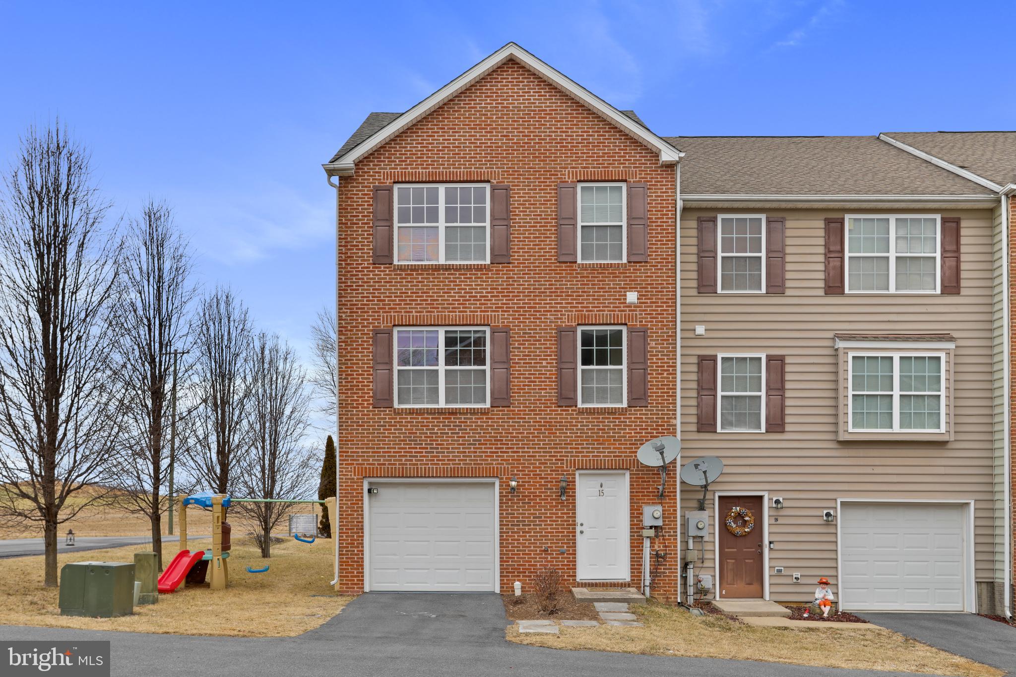 THE COVE - Residential