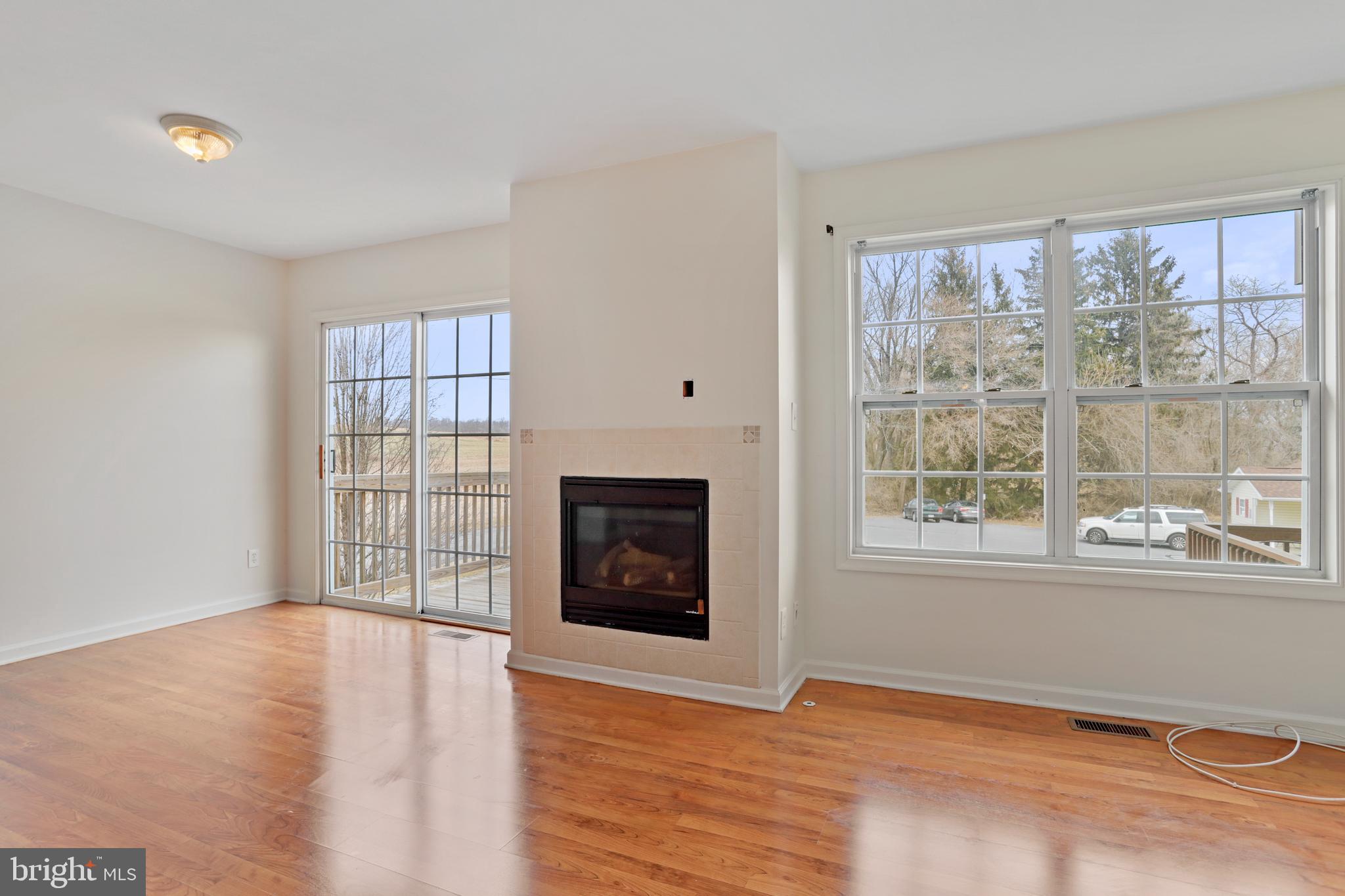 THE COVE - Residential