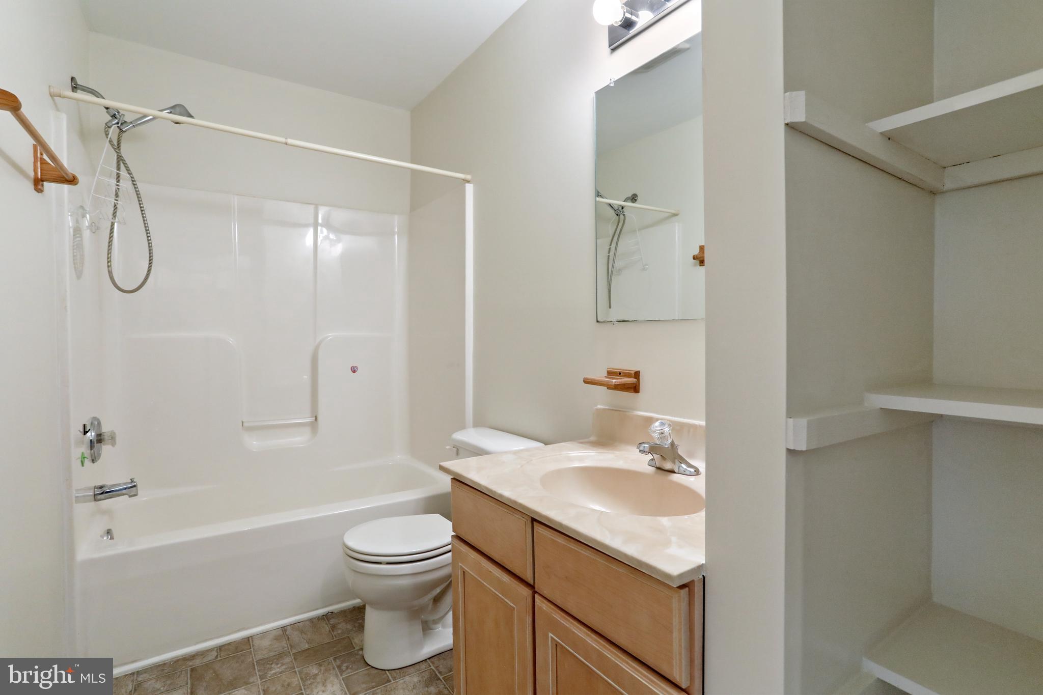 THE COVE - Residential