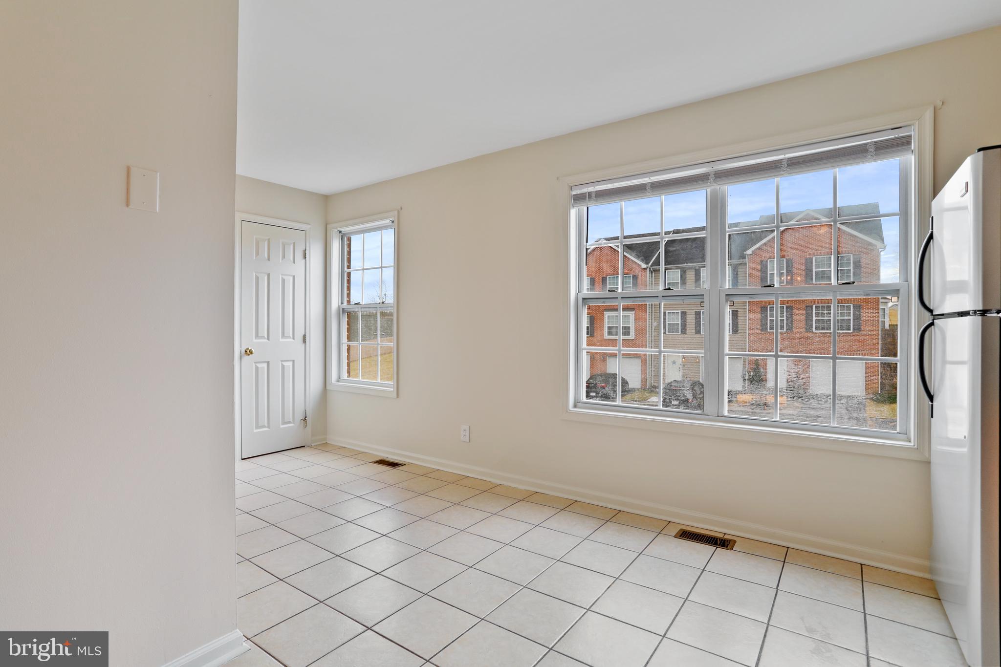 THE COVE - Residential