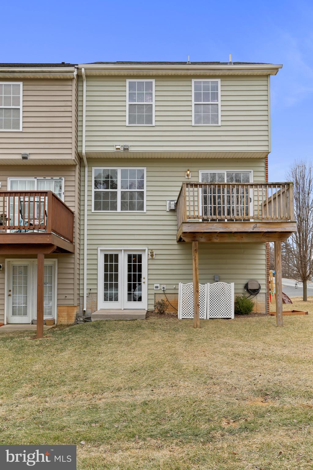 THE COVE - Residential