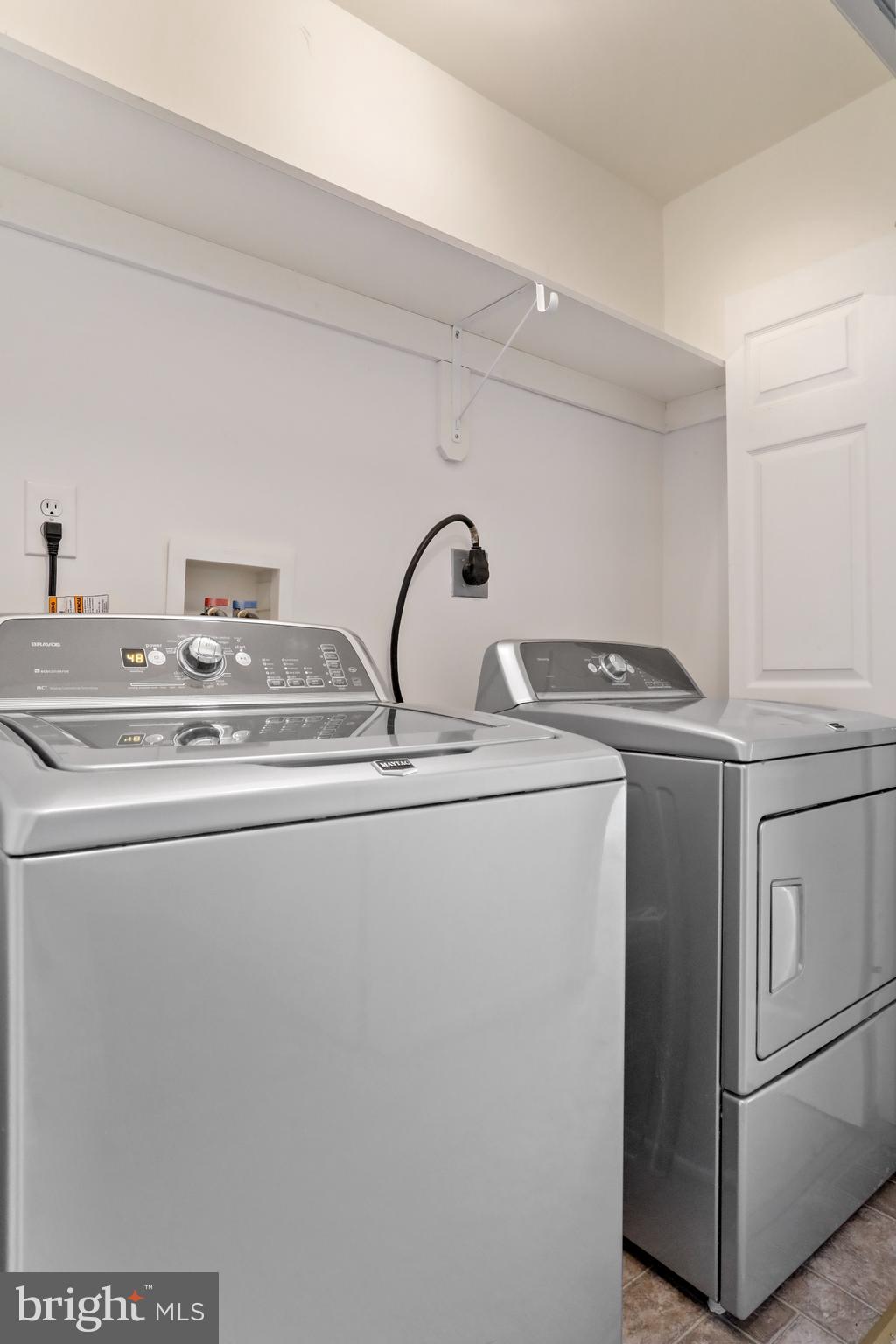 THE COVE - Residential