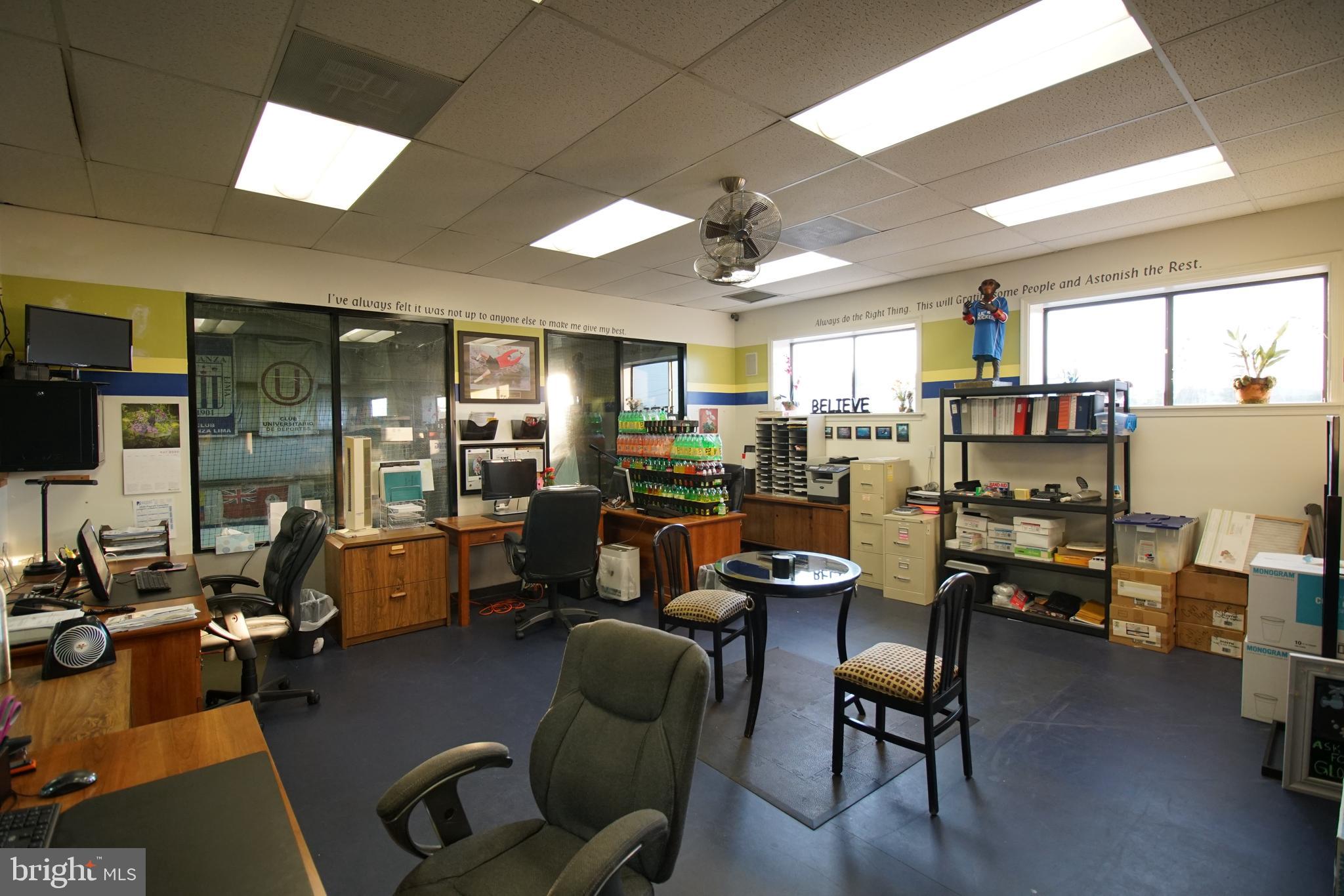 SIGNAL HILL PROFESSIONAL - Commercial Sale