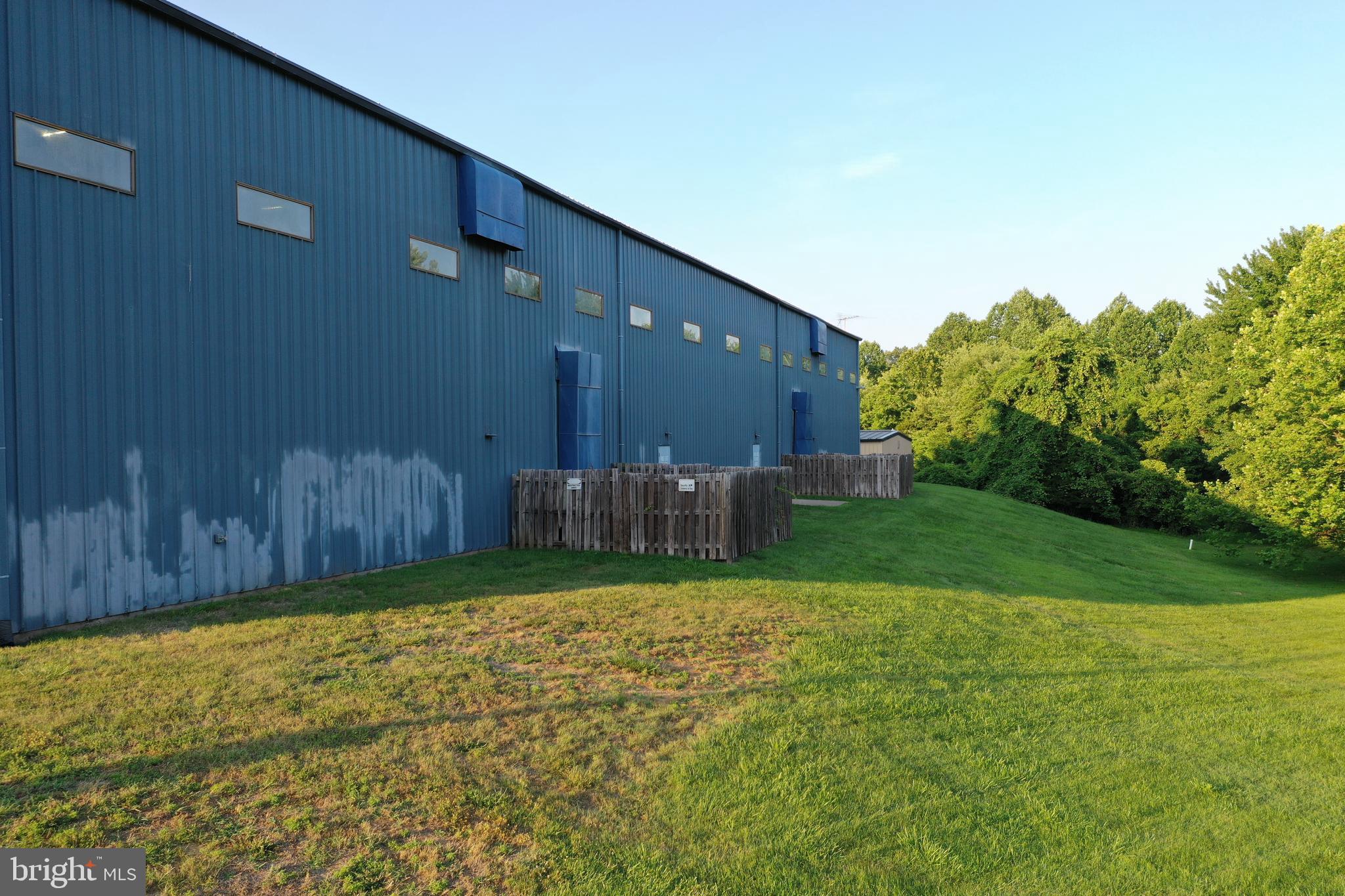 SIGNAL HILL PROFESSIONAL - Commercial Sale