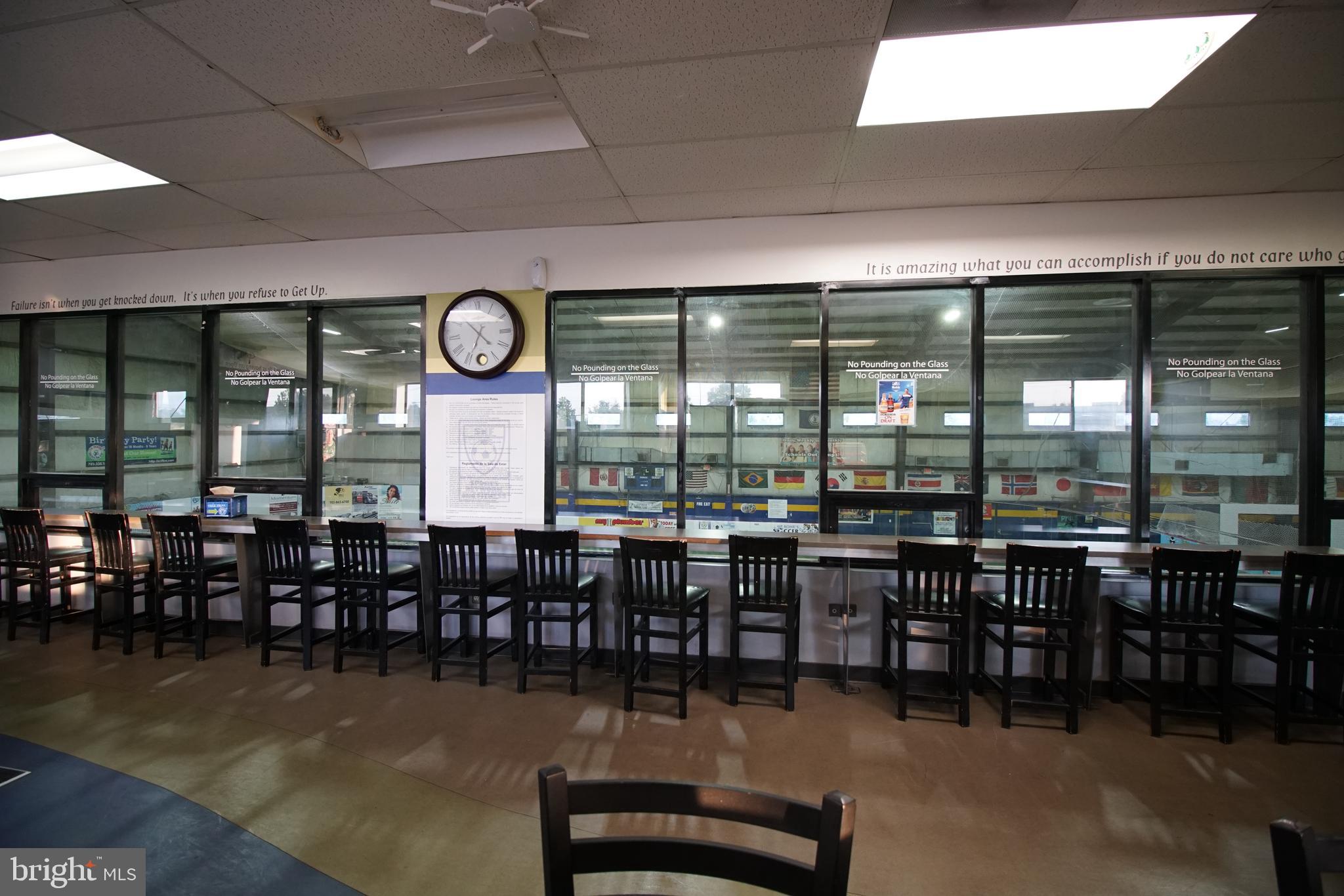 SIGNAL HILL PROFESSIONAL - Commercial Sale