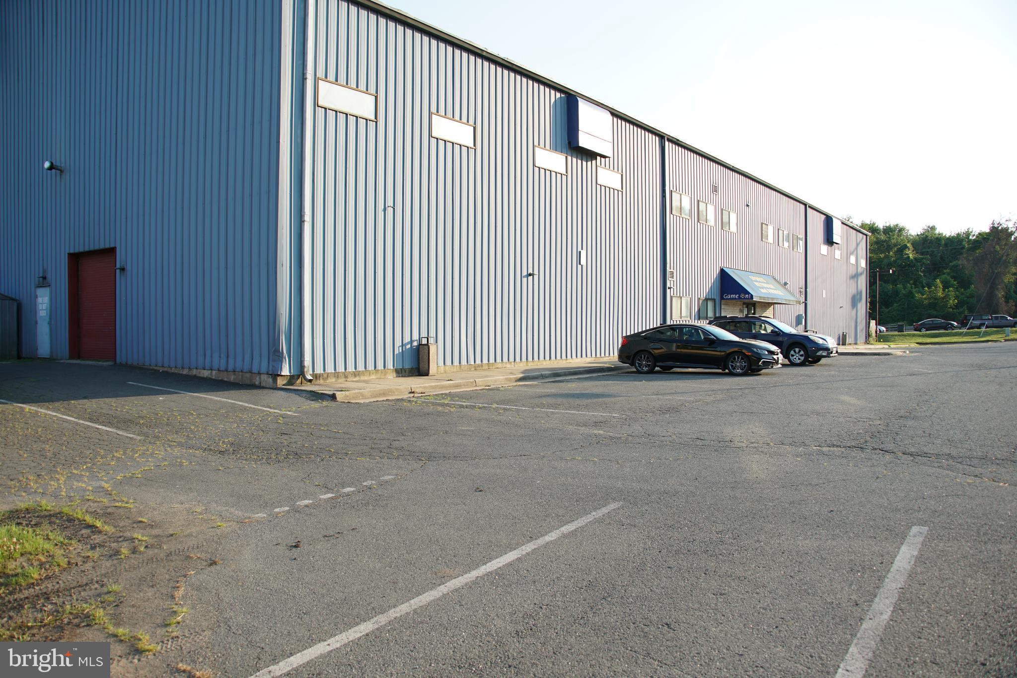 SIGNAL HILL PROFESSIONAL - Commercial Sale