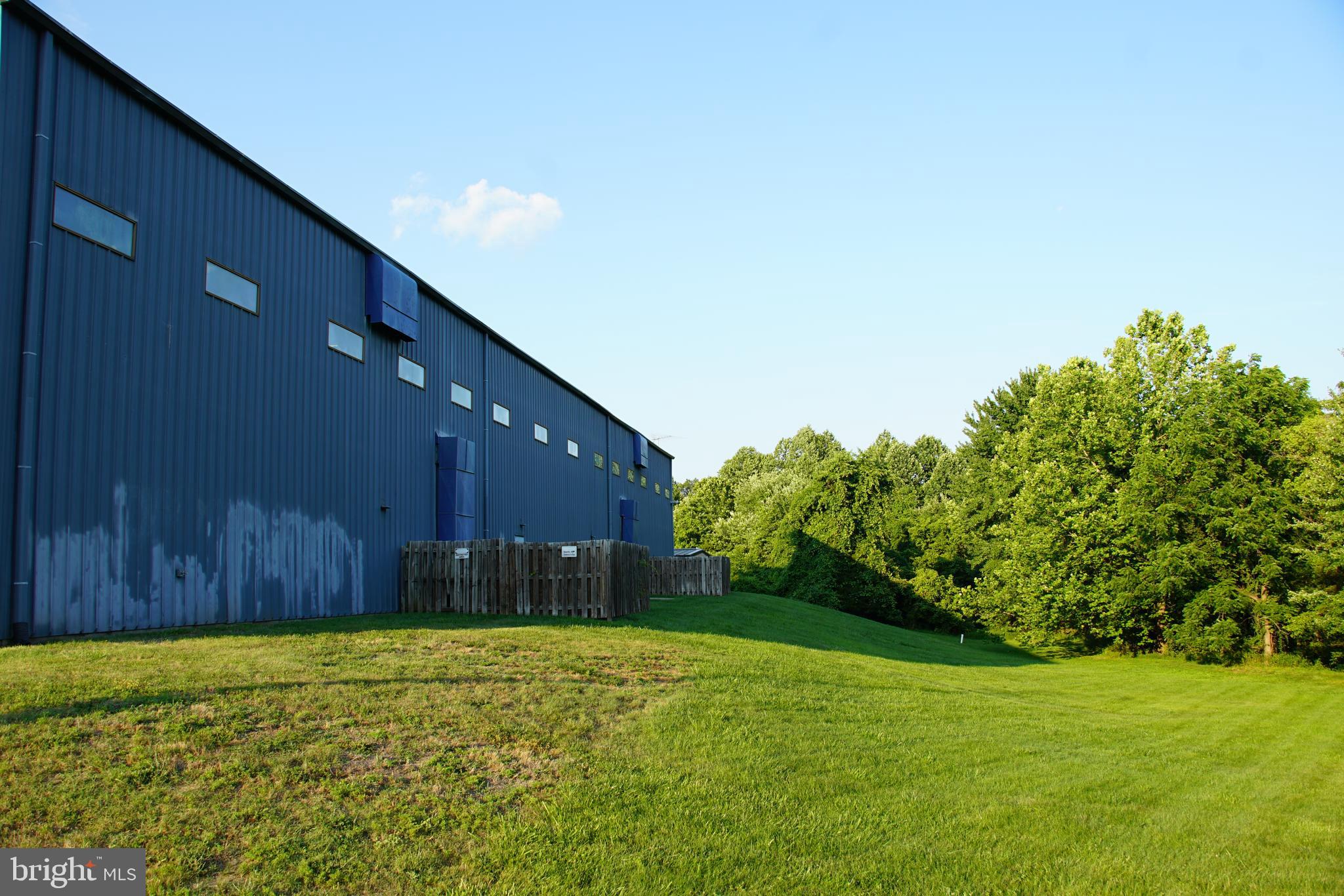 SIGNAL HILL PROFESSIONAL - Commercial Sale