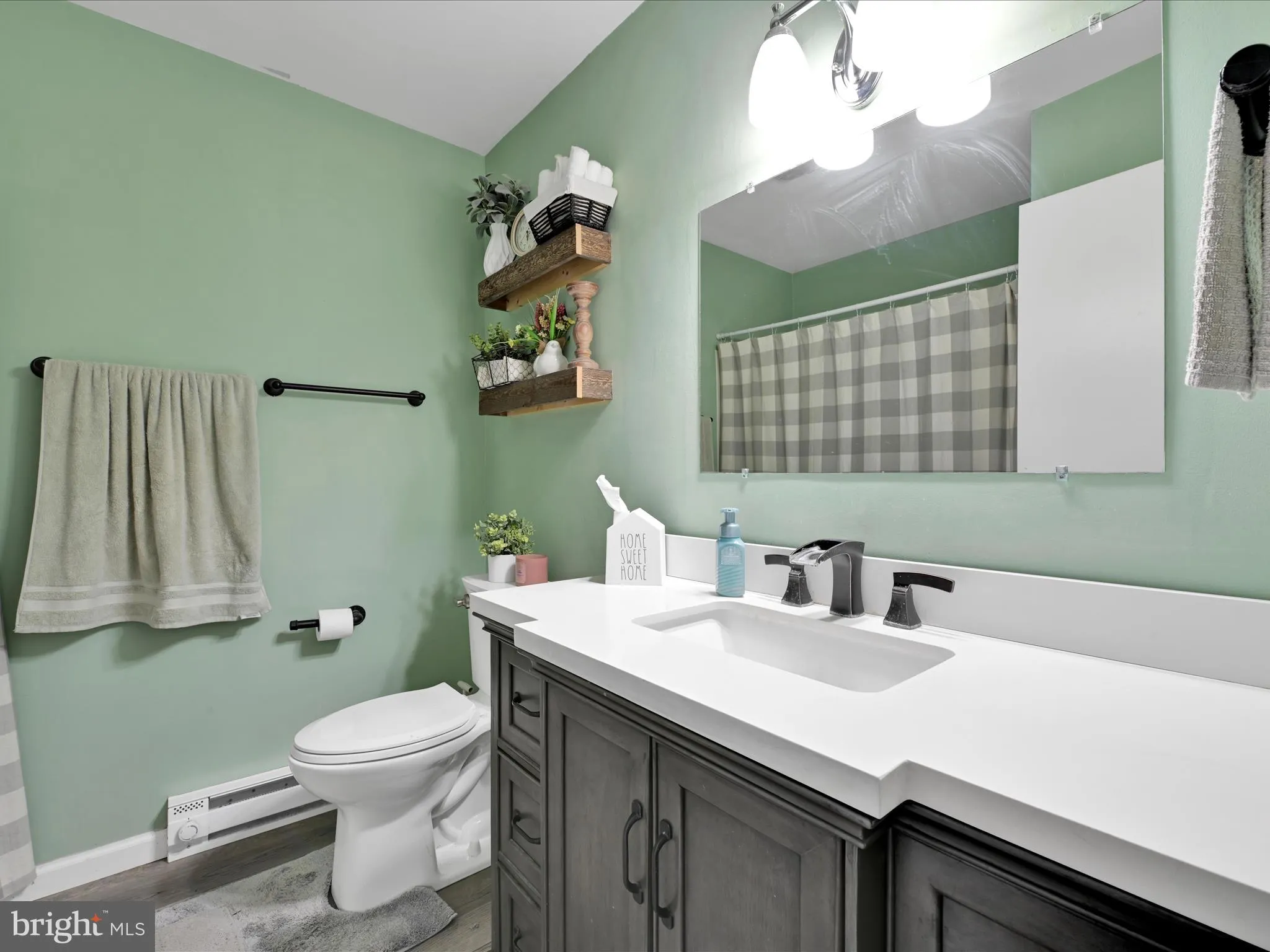 Middletown, Pennsylvania 17057, United States, 3 Bedrooms Bedrooms, ,2 BathroomsBathrooms,Residential,Pending,3901