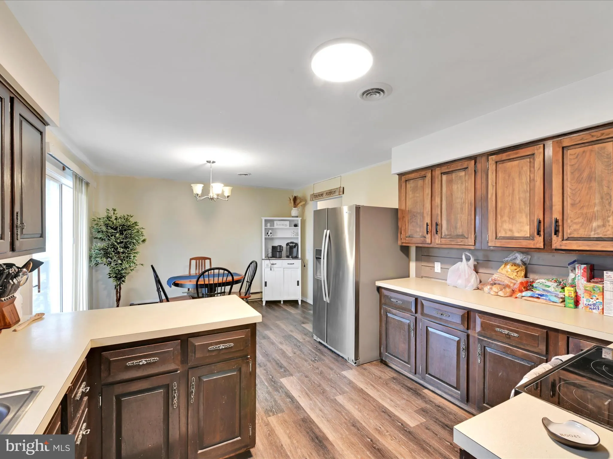 Middletown, Pennsylvania 17057, United States, 3 Bedrooms Bedrooms, ,2 BathroomsBathrooms,Residential,Pending,3901