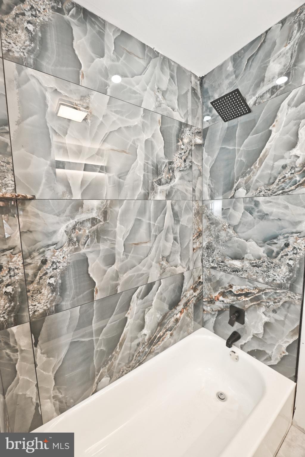 COBBS CREEK - Residential