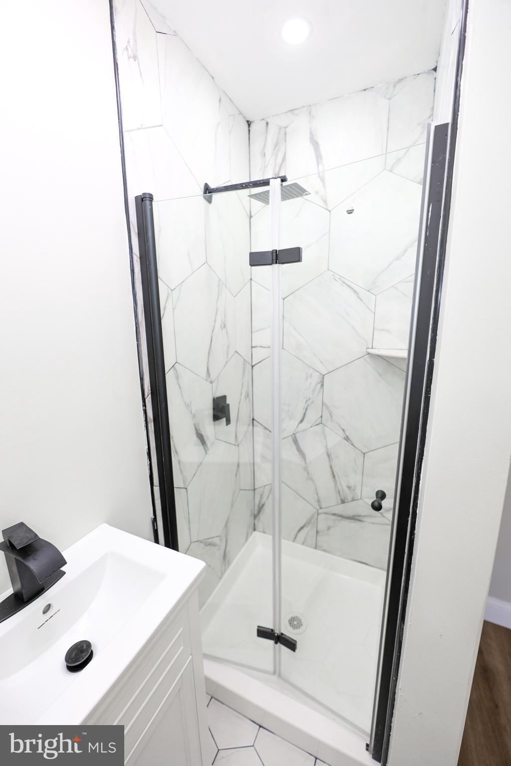 COBBS CREEK - Residential