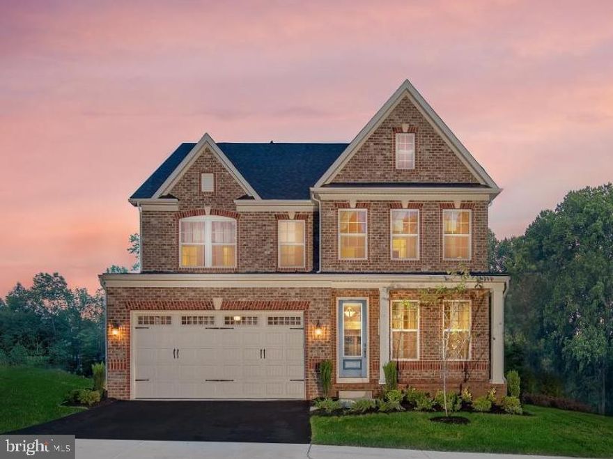 Call now to see the Baldwin at the Greens at Huntingdon Valley by NVHomes!   Up to 6 bedrooms, <4.5 baths,  <4,087 sf. and 2-car garage.  Gourmet kitchen with double wall oven, tile backsplash, pendant lights and infinity island. Spacious owner's suite with spa-like bath, featuring 2 large walk-in closets, dual vanities with granite countertop & oversized shower.  Add a Finished Basement with Full Bath & optional Bedroom.  The Greens at Huntingdon Valley by NVHomes offers easy commutes for business, school, recreation, medical care & schools, and is walkable to the Lower Moreland Train Station.  Please contact a Sales Representative for additional information.