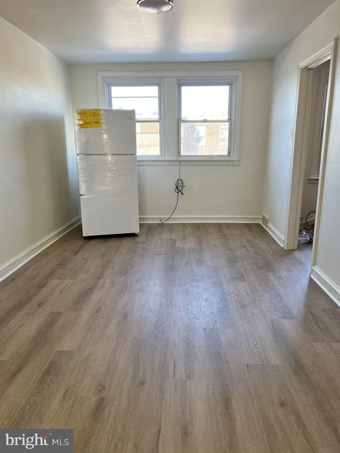 6006 HASBROOK AVENUE