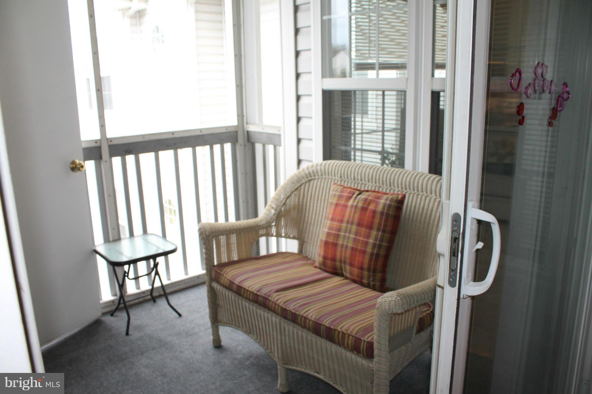 CROMWELL FOUNTAIN - Residential